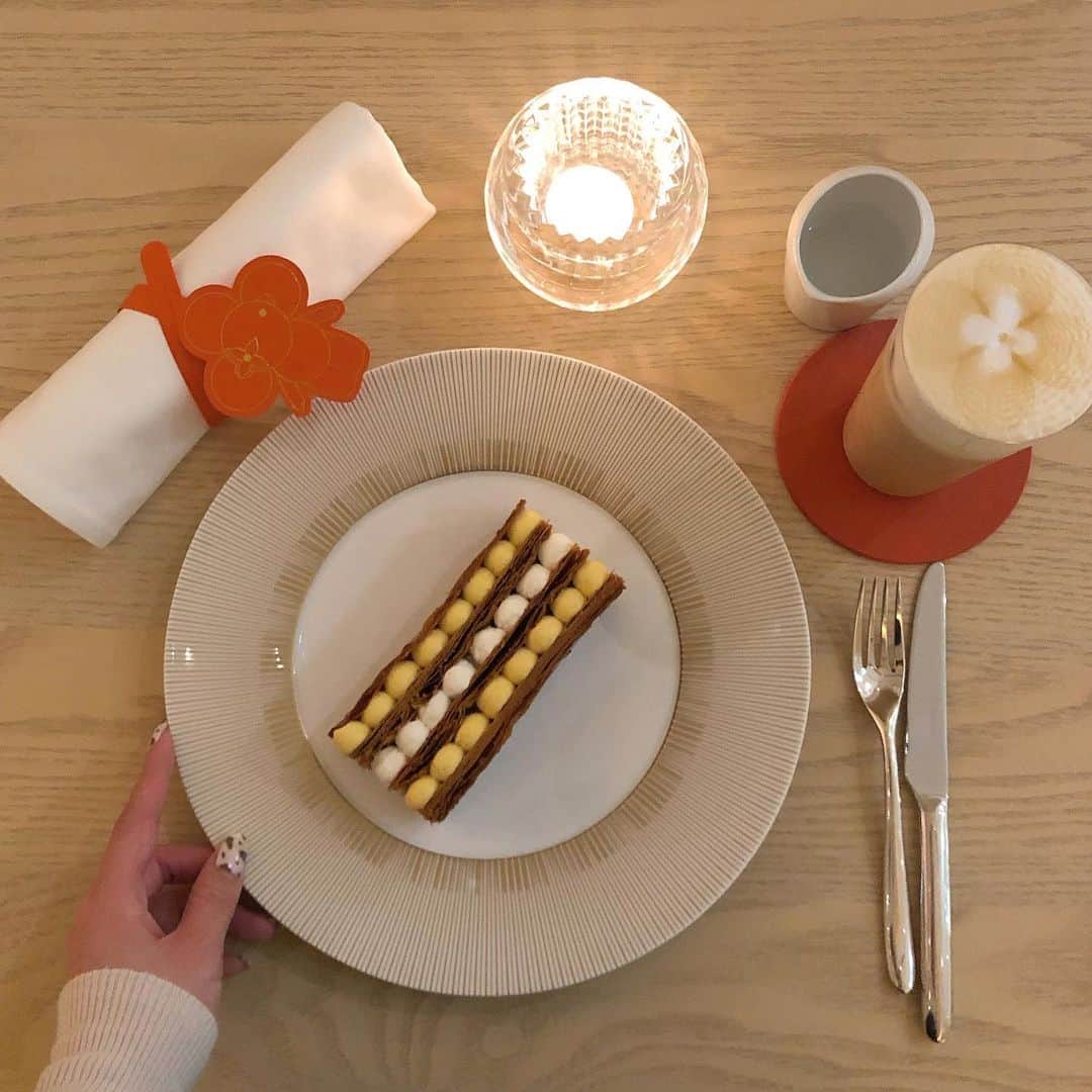 都築青空のグルメインスタ