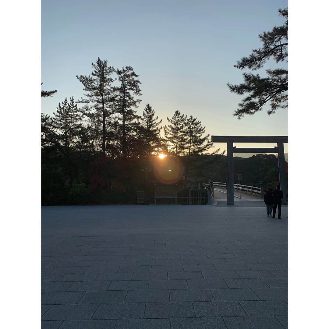 柴咲コウのインスタグラム：「いつかのお伊勢さん #日の出 #早朝 #節分  #こう暮らす」