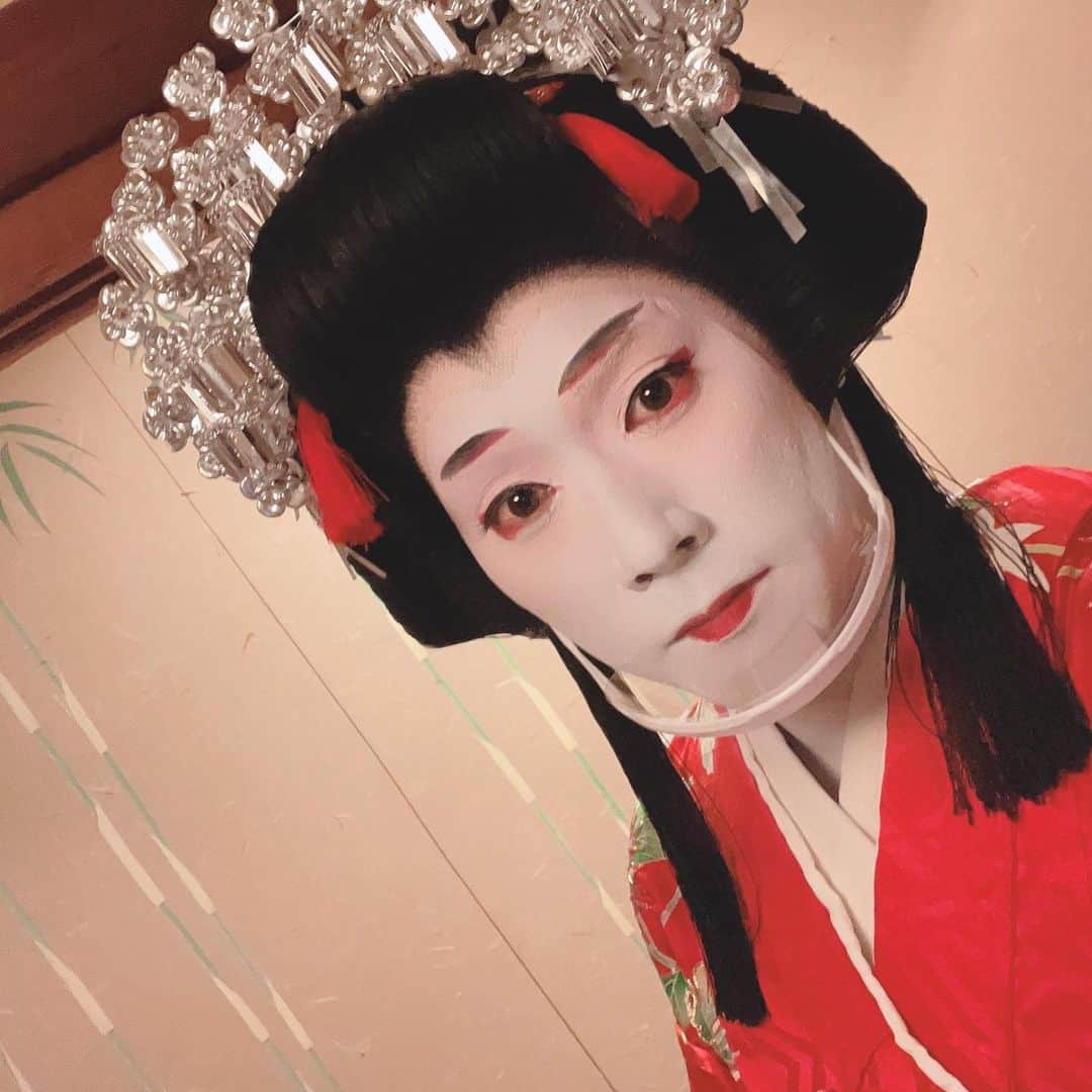 佐野俊輔さんのインスタグラム写真 - (佐野俊輔Instagram)「今日は120年ぶりの節分の日  河文さんにて河文&キッズハートコラボ企画「節分祭り」を行いました！！  そしてお姫様に化けて厄除け！！  #2月2日   #河文 #料亭 #西川好之介 さん #安定の面白 #西川将成 さん #安定の美しさ #女将 #安定の可愛さ #GPS #めちゃかっよかった #コレ！！ #ハニトラ #可愛かった #ゴースを使ったパフォーマンス素敵 #ハピハピ #法被法被 #やっぱりかわいいね #北徳 #かつら英 #プロのお仕事に感服いたしました  #かわいい？わたし」2月2日 22時15分 - shunsuke_sano_