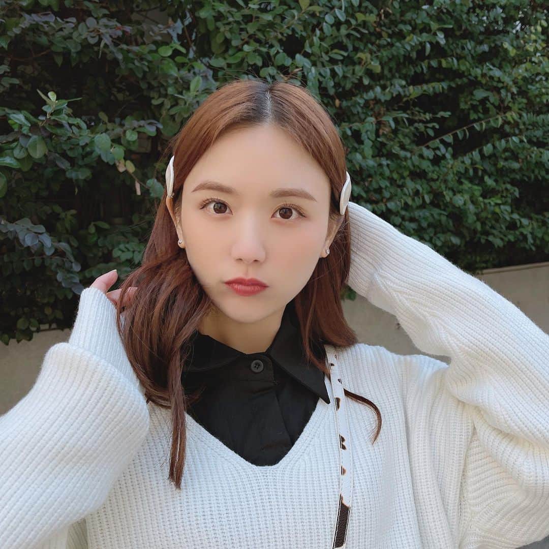 のインスタグラム：「👹💛 ㅤㅤㅤㅤㅤㅤㅤㅤㅤㅤㅤㅤㅤ 今日は節分だけど節分らしいことは何ひとつせず、 朝から撮影して少しバタバタな1日を過ごしたよ☺️ 昨日のご報告動画を配信して、 たくさんの方の応援の言葉にいっぱい勇気をもらえたし、 これからもっと頑張りたいっていう気持ちが 増えていくばかりです🥺💖 何度も言うし、これからも言いたいけど 本当にみんなありがとう😭❤️❤️ みんなのおかげでこれからも充実した日々を 送れそうです🥲💖 ㅤㅤㅤㅤㅤㅤㅤㅤㅤㅤㅤㅤㅤ 変化があることって大切だけど、 変わらない大切なものもあるな〜って思った🥺❤️ ㅤㅤㅤㅤㅤㅤㅤㅤㅤㅤㅤㅤㅤ #희영 #ひよん」