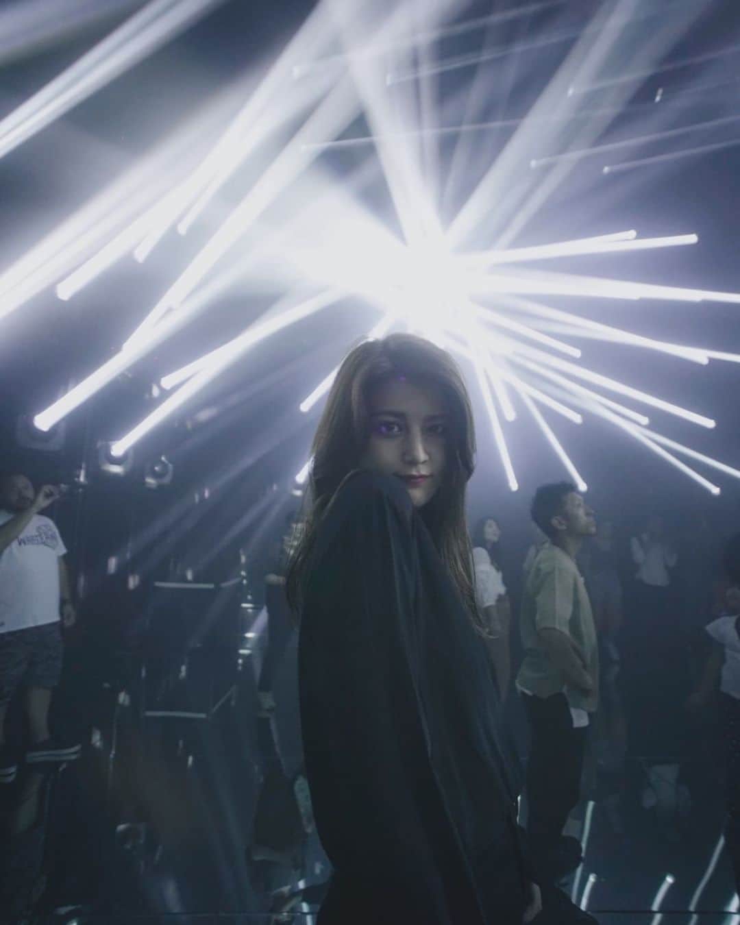 九里聖莉奈のインスタグラム：「.﻿ ﻿ spot lights﻿ ﻿ #kuriseri #チームラボ﻿ ﻿」