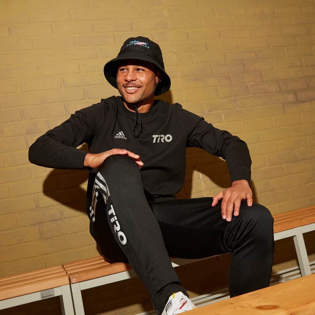 セルジュ・ニャブリのインスタグラム：「Me right now」