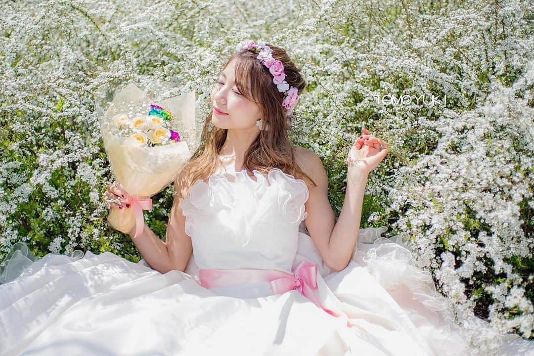 近藤美月のインスタグラム：「﻿ 今日はほんのちょっとだけ﻿ お昼間が暖かくて﻿ 少し春に近づいてるのかな？て﻿ 感じた日だった🌸♡﻿ ﻿ あ〜はやく暖かくならないかなあ🕊﻿ 春になるのが楽しみすぎる❤︎﻿ ﻿ 夜遅くまで 綾乃と﻿ どこ旅行したいか、何したいか﻿ 語ってた🤙☺︎﻿ 行きたいところありすぎて選べへん👧🏼﻿ ﻿ ﻿ ﻿ ﻿ ﻿ ﻿ ﻿ ﻿ ﻿ ﻿ 　  #サロンモデル#関西サロンモデル#フリーモデル#関西フリーモデル#ポートレート#サロモ#関西サロモ#写真好きな人と繋がりたい#撮影依頼募集中#ヘアメイク#おしゃれさんと繋がりたい#フォロバ返し#関西サロモ#撮影依頼受付中#関西モデル#被写体モデル#関西被写体#京都サロンモデル#京都サロン#大阪サロンモデル#大阪サロンモデル募集 #簡単メイク術」