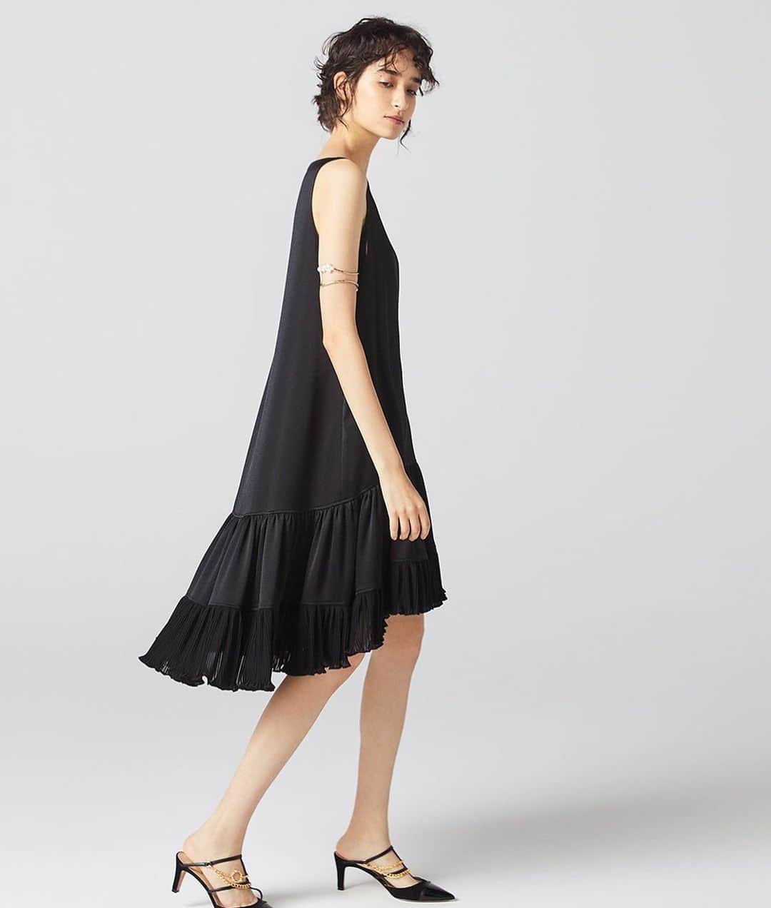 のインスタグラム：「Our take on the little black dress. #ADEAM」