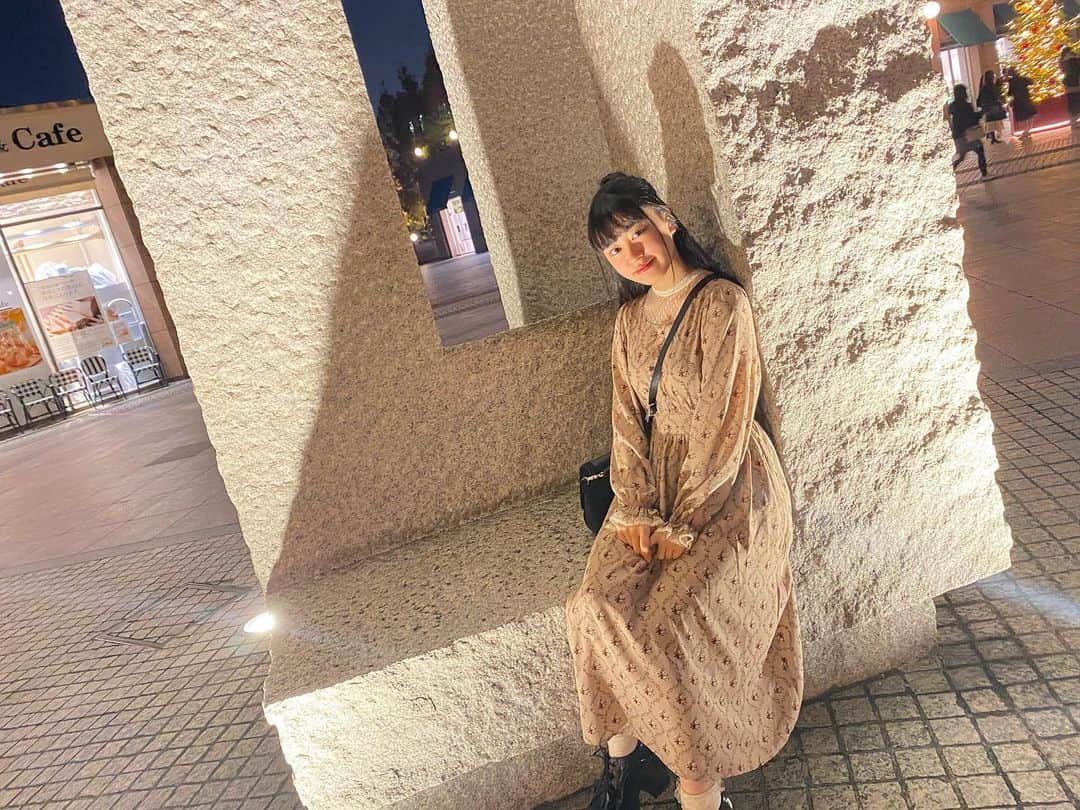 星ゆりかのインスタグラム：「今年恵方巻き食べてない！って夜ご飯食べた後に思い出した😳  みんな食べた？👹」