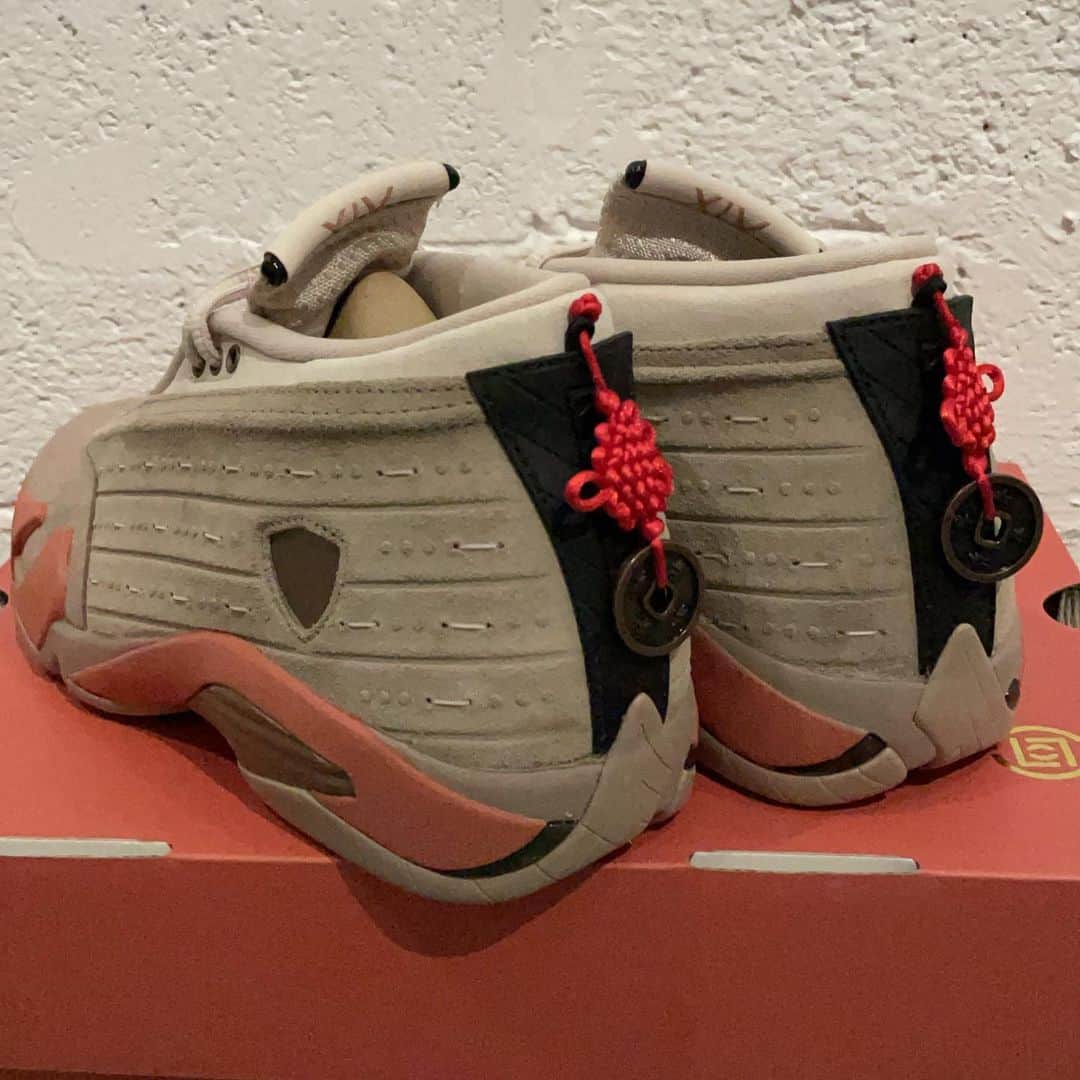 サム・リーのインスタグラム：「🔥🔥🔥JORDAN 14 @clot」