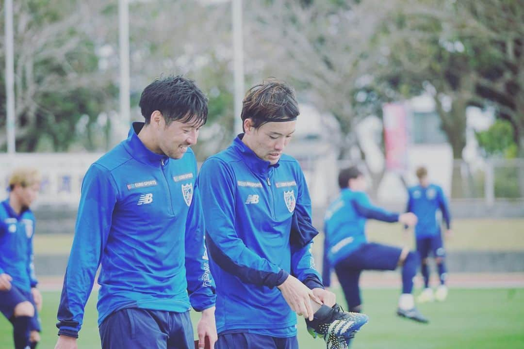 FC東京オフィシャルグッズさんのインスタグラム写真 - (FC東京オフィシャルグッズInstagram)「🔵🔴 #2021沖縄camp #選手camera 📸 . イケメンカメラマンは写真もお上手👏👏👏😊 #photo by @yojiro_08   @fctokyoofficial  #髙萩洋次郎 #FC東京 #fctokyo #沖縄キャンプ #okinawa #camp #tokyo」2月3日 9時47分 - fctokyoofficial