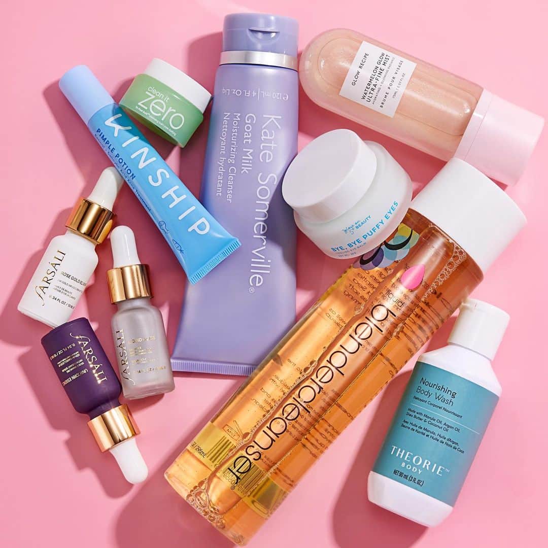 ipsyさんのインスタグラム写真 - (ipsyInstagram)「Your skin called, it wants these. Have you claimed your Add-Ons yet? #IPSYSendLove  Products Here: @banilacousa Clean it Pore Clarifying Cleansing Balm @beautyblender Liquid Cleanser @farsalicare Serum Trio @glowon5th Bye, Bye Puffy Eyes @glowrecipe Glow Recipe Watermelon Mist @katesomervilleskincare Goat Milk Cleanser @YourTheorie Nourishing Body Wash @lovekinship Pimple Potion @shopbasicbeauty_ Tweezers @mykitsch Satin Sleep Scrunchies in Blush @marcanthonyhaircare Strictly Curls 3X Moisture Deep Treatment Mask @MerciHandy Hand Sanitizer - Unicorn @sacheubeauty Facial Roller and Gua Sha  #cosmetics #beauty #makeup #subscriptionbox #makeupsubscription #beautytips #beautyhacks #beautyobsessed #beautycommunity #beautybox #makeuptutorials #makeuplooks #ipsymakeup #selflove #selfcare #ipsyglambag #addons」2月3日 10時03分 - ipsy