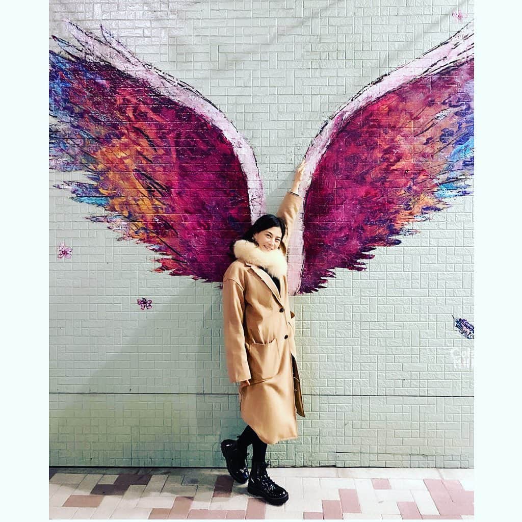 七瀬遥のインスタグラム：「今日は立春🌸✨ 春と聞くとワクワクする😊 蕾から花を咲かせていく🌸🌸🌸 どんな自分に どんな世界に行く？ 今までの生き方を変えていくのもいいし 列車を乗り換える事も出来るよ🛤🌈✨ そんな　いいタイミング😉✌️ 新たな自分で 新しいスタート🤗🌈💖  #立春#新スタート#ワクワク#笑顔#幸せ#happy #fun#good#friend#happy#love#happiness#good#smile#tokyo#japan」