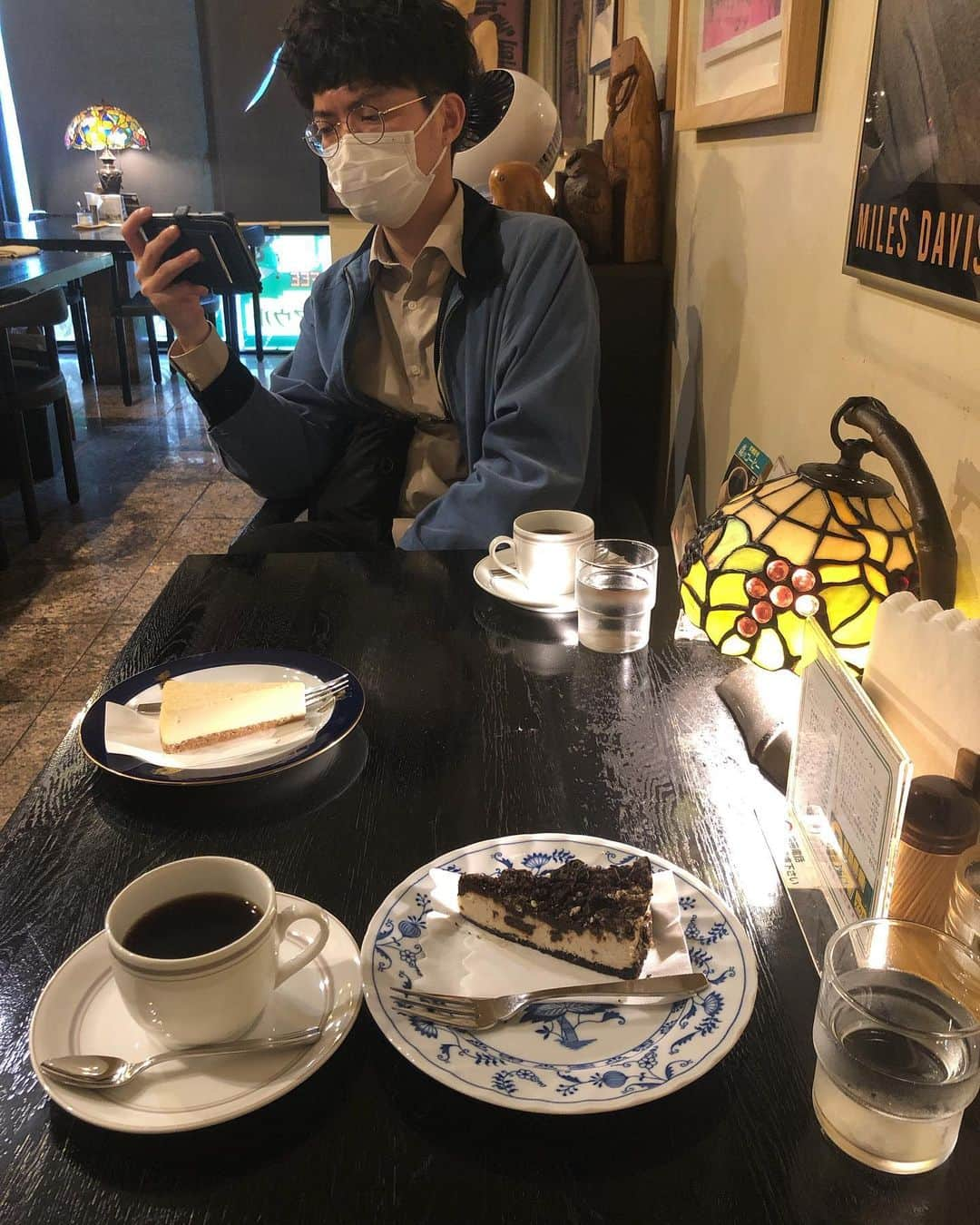 楢原真樹さんのインスタグラム写真 - (楢原真樹Instagram)「いつぞやの喫茶店 #喫茶店 #池袋 #ジャズ喫茶 #穴場 #コーヒーのいい香り #ヤーレンズ」2月3日 10時38分 - narahara_j