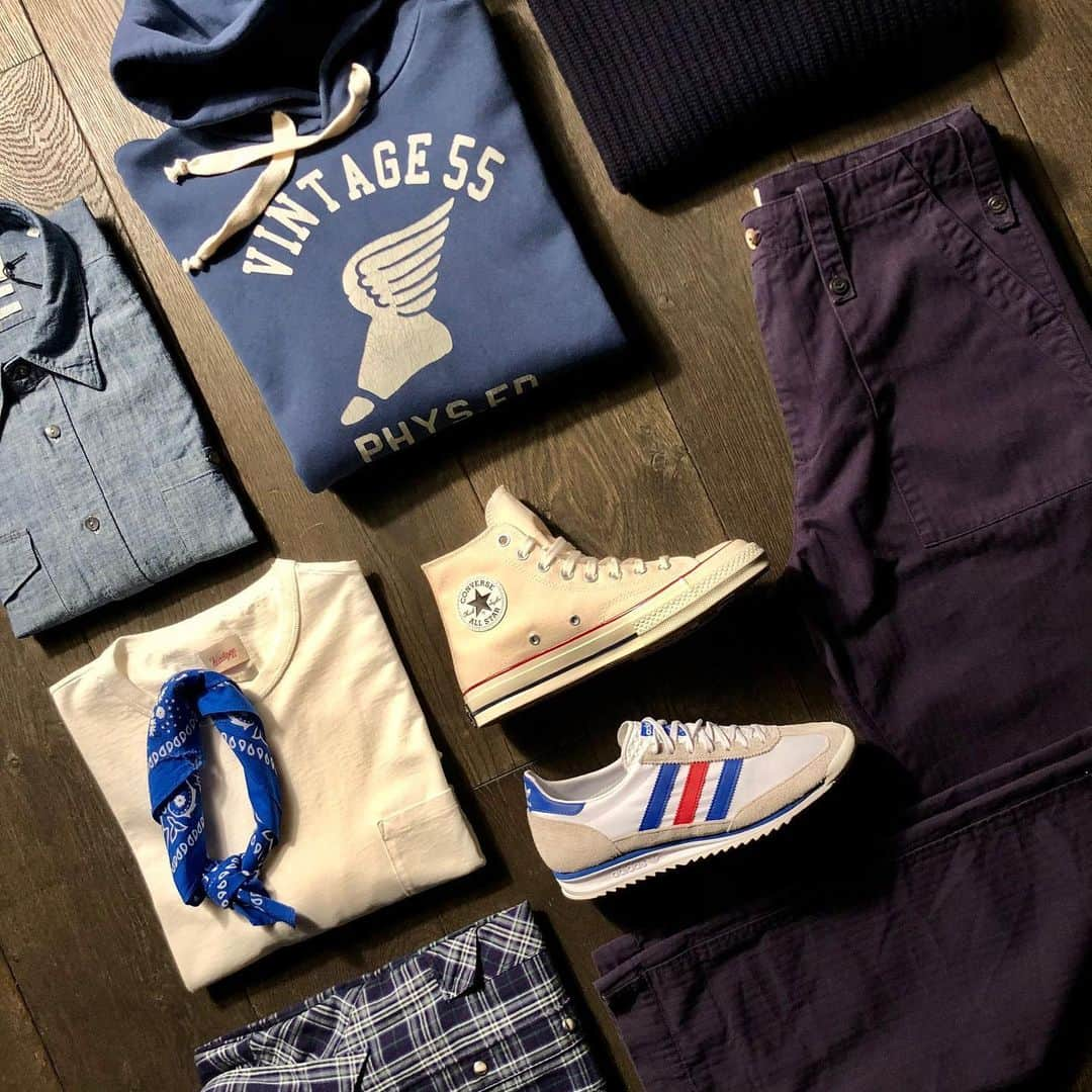 ヴィンテージ55のインスタグラム：「Navy, a journey from classical uniform to wardrobe essential 🔵  .  #Vintage55official #vintage55 #V55 #vintageclothing #vintagestore #vintageshop #fashion #shopping #menswear #outfit #navyisthenewblack」