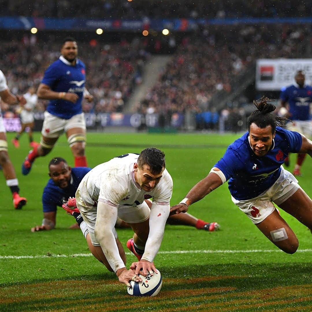 ラグビーイングランド代表のインスタグラム：「Two moments of absolute 𝙢𝙖𝙜𝙞𝙘 from @j0nny_may #OnThisDay last year in Paris 🪄🔥  #GuinnessSixNations」