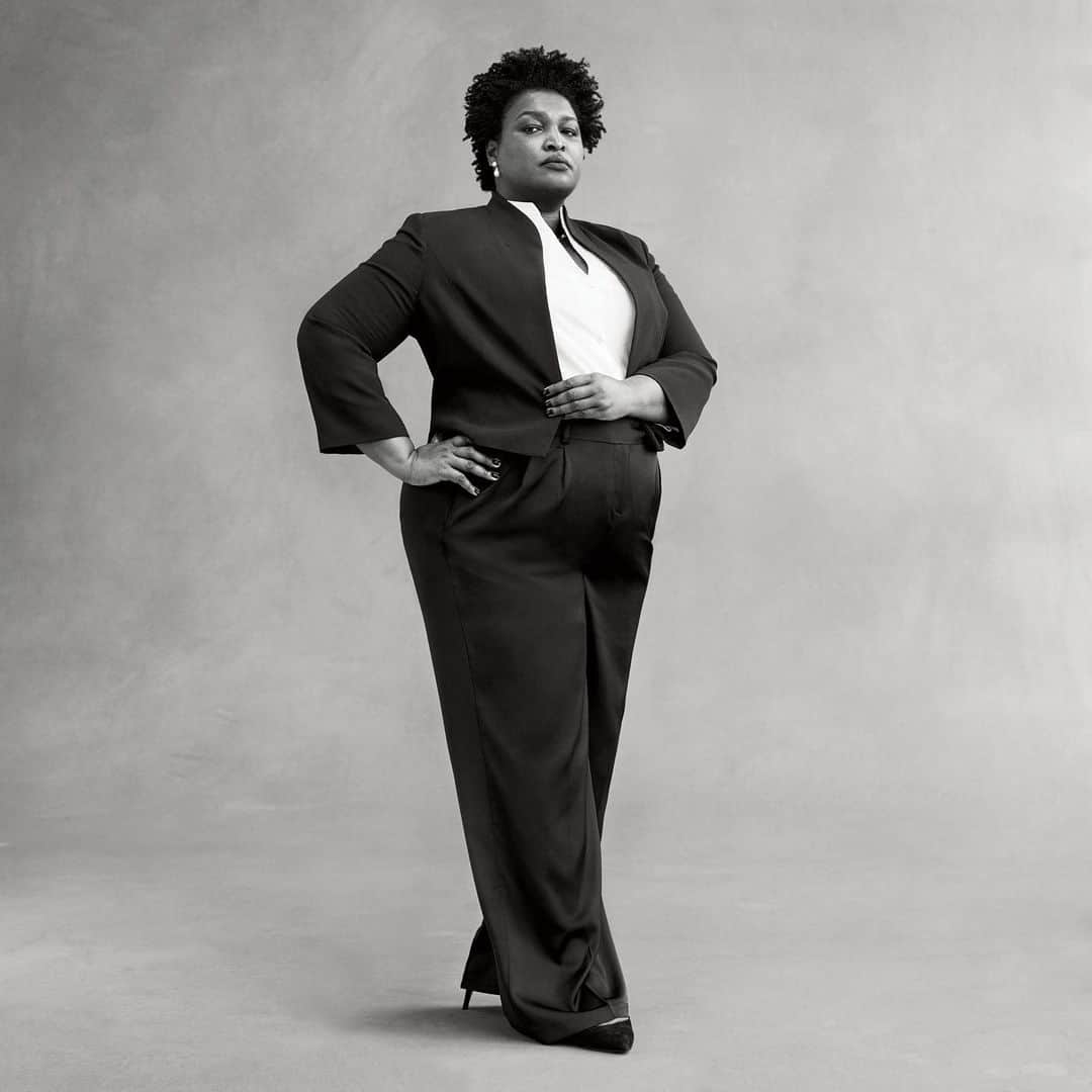 コモンのインスタグラム：「Amazing! Congrats to @StaceyAbrams on being nominated for a Nobel Peace Prize for all of her courageous and inspiring work around voting rights and empowering marginalized communities.」
