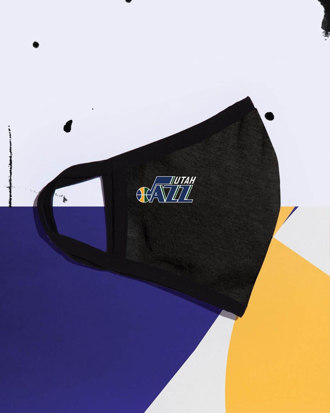 Stanceのインスタグラム：「🏀Full-Court Coverage 😷We are happy to let you know that we've re-stocked several teams of our NBA x Stance masks you were interested in. Each mask is adjustable, reversible and constructed with Butter Blend™ to keep you covered, comfortably 😷... Link in bio.」