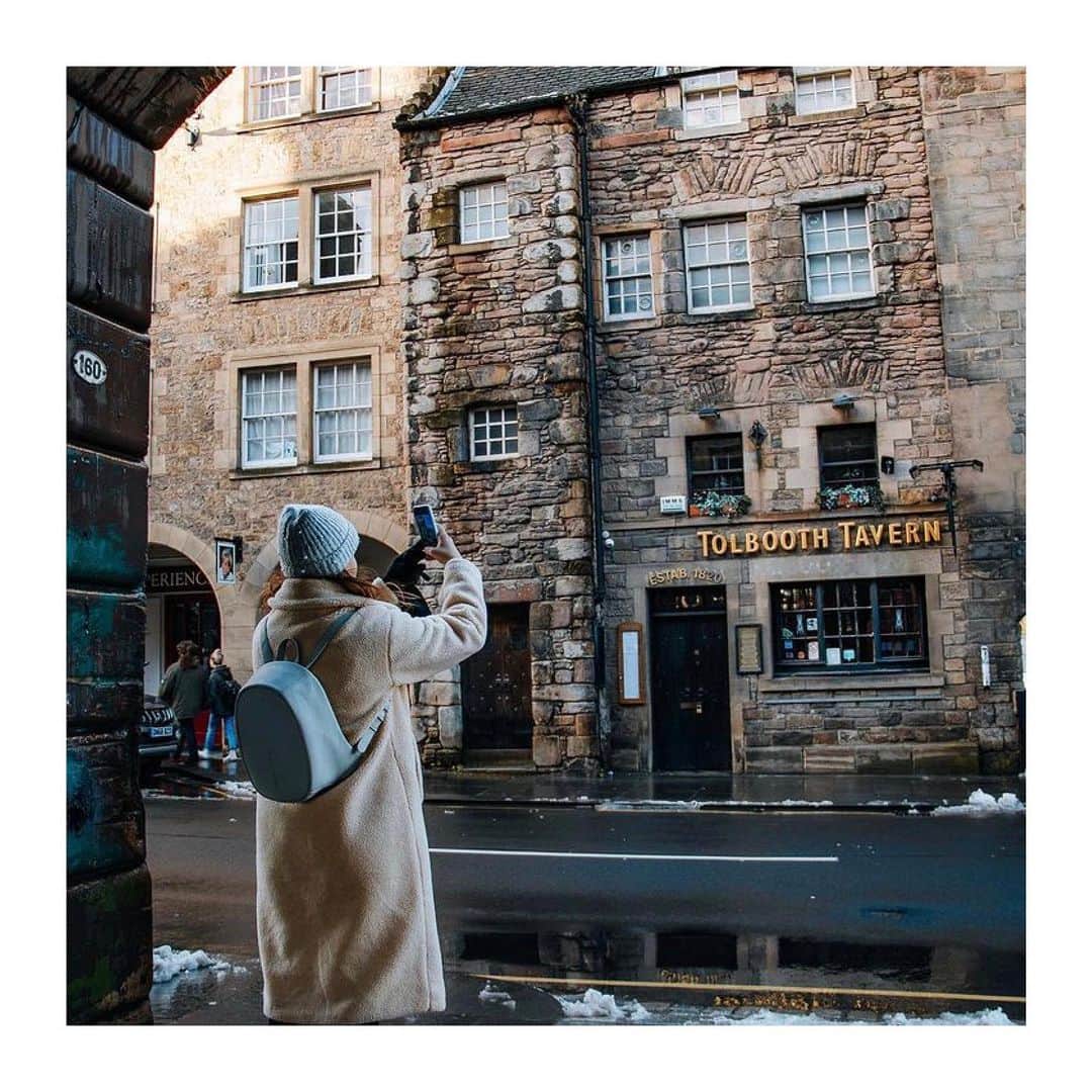 XD Designさんのインスタグラム写真 - (XD DesignInstagram)「#xddesignbackstory photo with Viktoriia and her Elle Fashion backpack! 🤍 At Tolbooth Tavern ~ Edinburgh 📸 by @viktoriiadiaries @ana.is.fun ⠀⠀⠀⠀⠀⠀⠀⠀⠀ ⠀⠀⠀⠀⠀⠀⠀⠀⠀ ⠀⠀⠀⠀⠀⠀⠀⠀⠀⠀⠀⠀⠀⠀⠀⠀⠀⠀  ⠀⠀⠀⠀⠀⠀⠀⠀⠀ ⠀⠀⠀⠀⠀⠀⠀⠀⠀ ⠀⠀⠀⠀⠀⠀⠀⠀⠀ ⠀⠀⠀⠀⠀⠀⠀⠀⠀  ⠀⠀⠀⠀⠀⠀⠀⠀⠀  ⠀⠀⠀⠀⠀⠀⠀⠀⠀  #MadeforModernNomads ✨ • • • #xddesign #xddesignbobby #bobbybackpack #bobbyelle #antitheftbag #antitheftbackpack #travellifestyle #photooftheday #modernnomad #gotyourback #keepexploring #journey #stayconnected #travelbuddy #digitalnomad #global_people #travelsafe #femmetravel #digitalnomadlife #everydaytravel #adventure #thetraveltag #smartbag #smarttravel #repost #scotland #edinburghlife」2月3日 3時46分 - xddesign