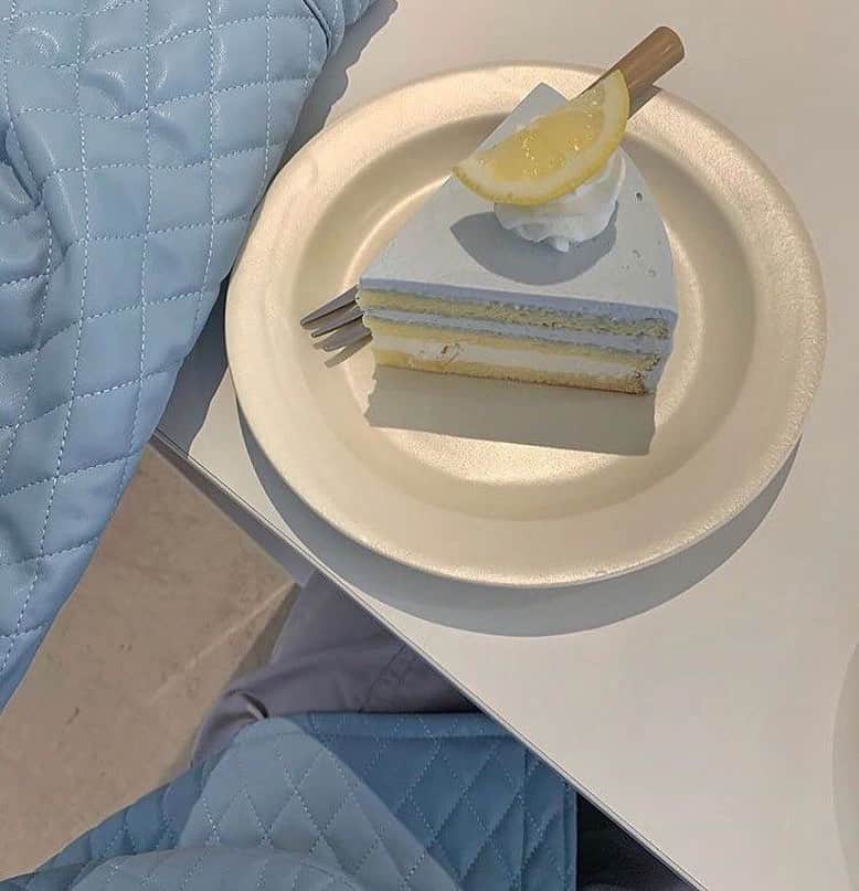 のインスタグラム：「💙🤍💙🤍💕💕💕💕」