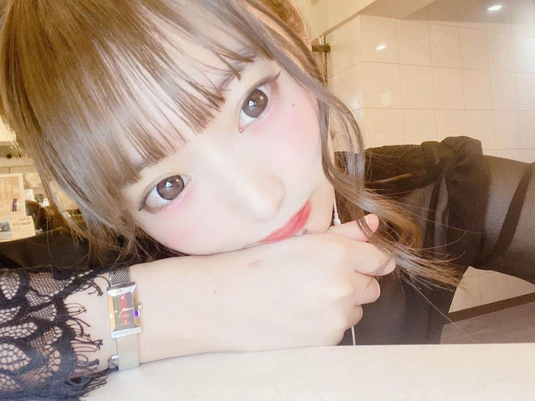 麻衣愛のインスタグラム：「きゅんだね❤  ﻿ ﻿ #ひめかわいい #最凶ロック　#グラビア　#グラビア﻿ #グラドル　#ひめかわいい　#GUCCI #portrait﻿ 🇺🇸 #Cosplayer #Idol #Model #follow  #follome #Japanese ﻿ #kol ﻿ ﻿ 🇨🇳 #自拍　#角色扮演 #偶像 #模型 可爱 #关注  #关注我 #关注者 #日语 ﻿ ﻿ ﻿ 🇰🇷 #셀카 #코스프레 #아이돌 #모델 #귀여운 #팔로우 #나를따르라」