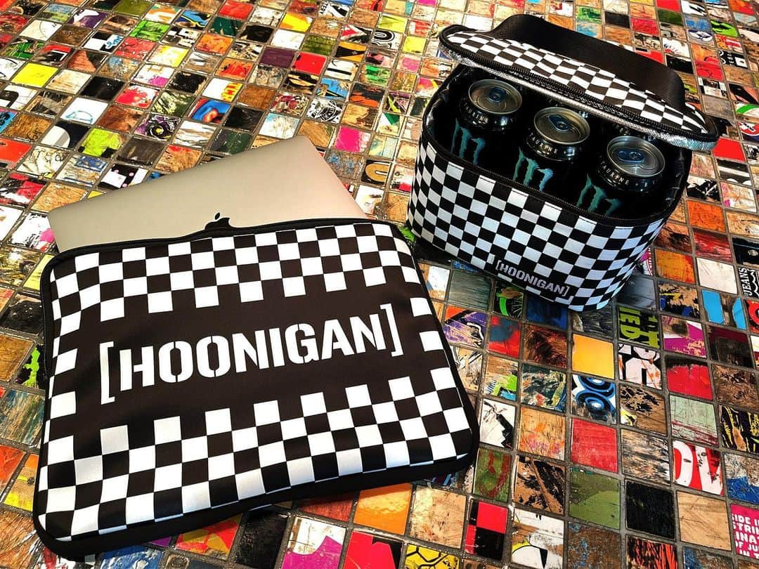 ケン・ブロックさんのインスタグラム写真 - (ケン・ブロックInstagram)「Rad new accessories are being added at Hoonigan.com on a regular basis - like the “Finish Line” Lunch Bag and Laptop Sleeve - so you can make sure your essentials stay cool and safe wherever you’re going. Go check ‘em out now! #HooniganDotCom」2月3日 5時39分 - kblock43