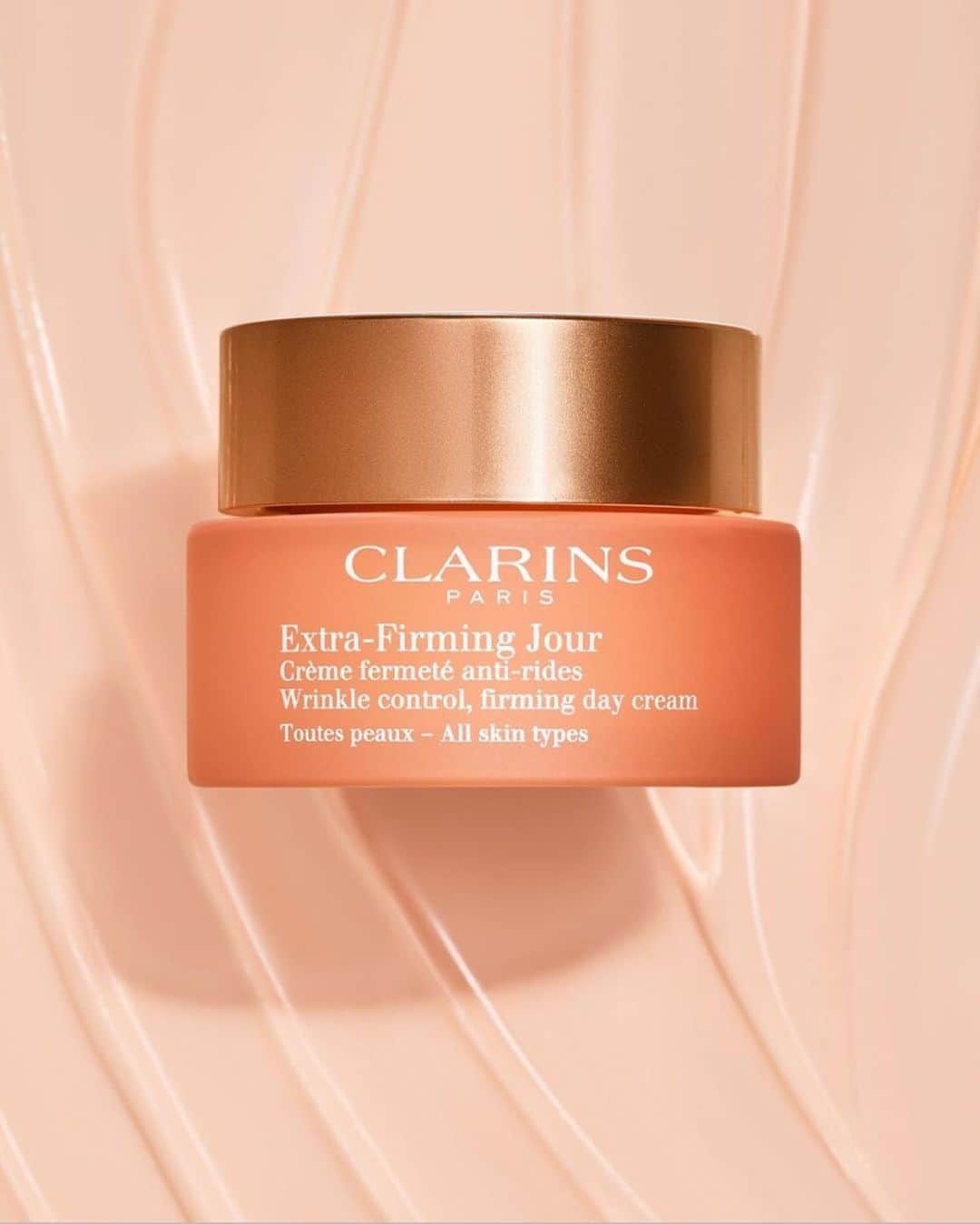 CLARINSさんのインスタグラム写真 - (CLARINSInstagram)「#texturetuesday with our Double Serum + one of our powerful moisturizers Which is your favorite??   🌸  Multi-Active 🌸  Extra-Firming 🌸  Super-Restorative 🌸  Nutri-Lumière  #Clarins #ClarinsSKINCARE #skincare #selfcare #skincareroutine」2月3日 6時06分 - clarinsusa