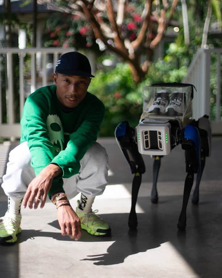 adidas Originalsのインスタグラム：「@pharrell and his new best friend introduce the PW HU NMD Cream with a fully autonomous delivery.   Available globally on February 5th on #adidasConfirmed and Billionaire Boys Club (@bbcicecream).」