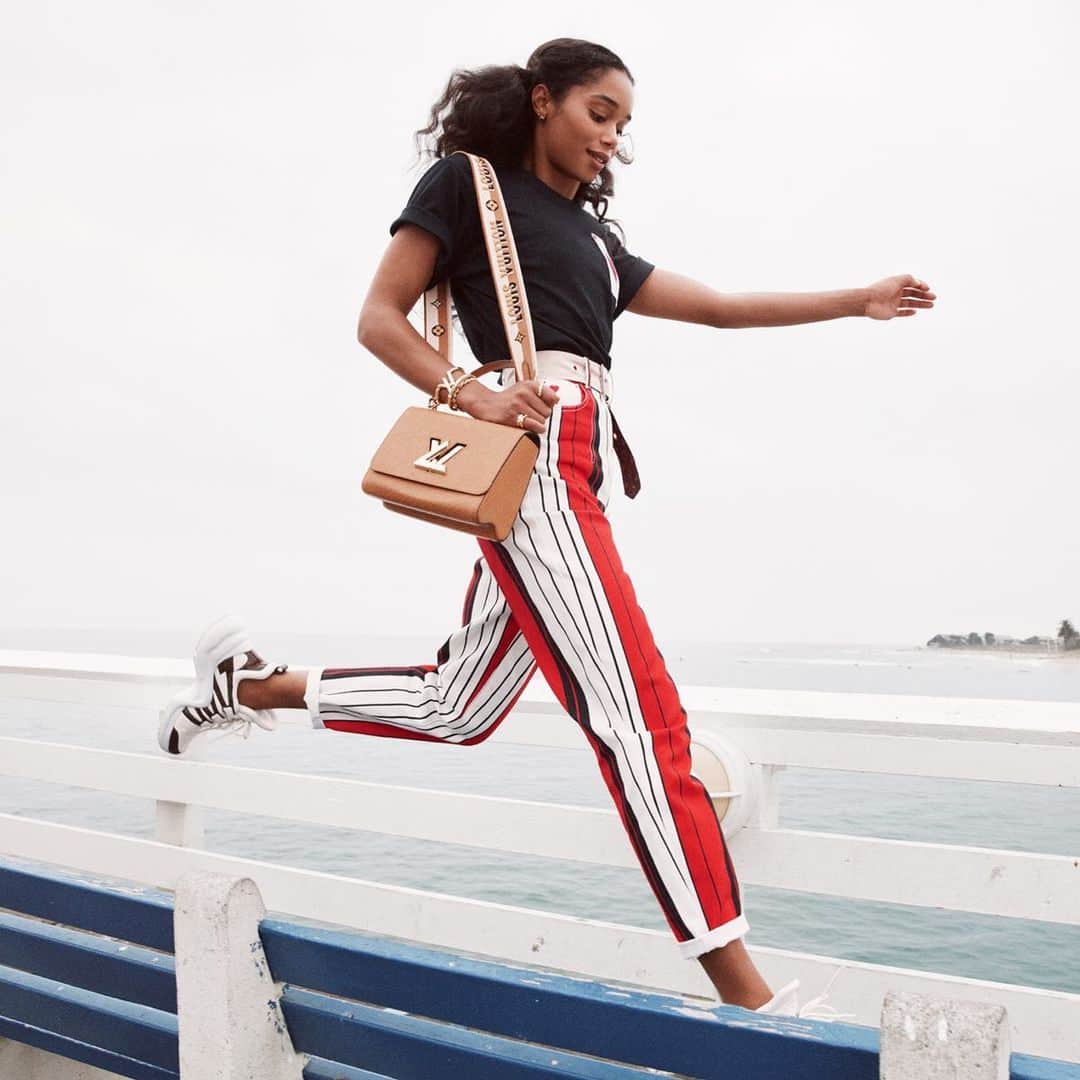 Saks Fifth Avenueのインスタグラム：「Meet your match (or gift your match) with the iconic lines of #LouisVuitton's Twist MM handbag—now with a jacquard strap—just in time for Valentine's Day. #SaksStyle」