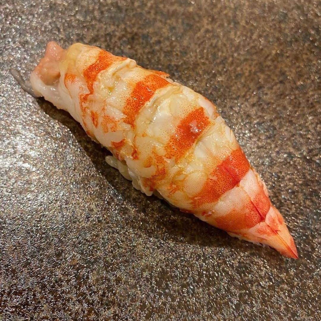 夢咲ゆめさんのインスタグラム写真 - (夢咲ゆめInstagram)「｢あま木｣ 食べログ☆ 4.23  予約困難店連れてってもらったどれも美味しすぎました😋💖  次の予約も楽しみ  . . #投稿し直し  #愛知 #名古屋 #名駅 #錦三丁目 #錦 #錦3 #キャバクラ #キャバ嬢 #お鮨 #あま木 #予約困難店 #グルメ #シャンパン #整形 #歌舞伎町 #北新地 #ミナミ #祇園 #中洲 #すすきの #nagoya #ootd #follow #followｍe」2月3日 6時16分 - yume__3311