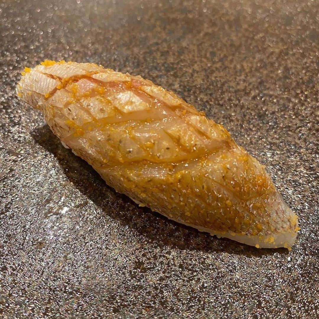 夢咲ゆめさんのインスタグラム写真 - (夢咲ゆめInstagram)「｢あま木｣ 食べログ☆ 4.23  予約困難店連れてってもらったどれも美味しすぎました😋💖  次の予約も楽しみ  . . #投稿し直し  #愛知 #名古屋 #名駅 #錦三丁目 #錦 #錦3 #キャバクラ #キャバ嬢 #お鮨 #あま木 #予約困難店 #グルメ #シャンパン #整形 #歌舞伎町 #北新地 #ミナミ #祇園 #中洲 #すすきの #nagoya #ootd #follow #followｍe」2月3日 6時16分 - yume__3311