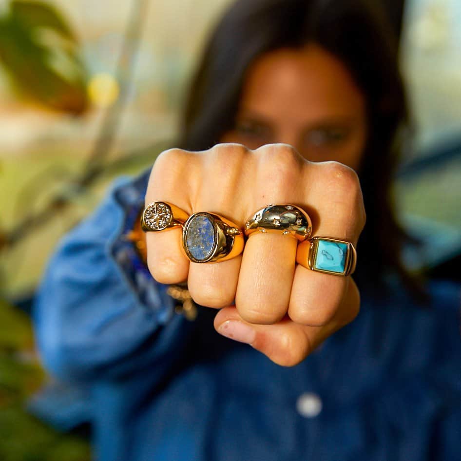 レベッカミンコフのインスタグラム：「Have ya heard? Rings are the things.」