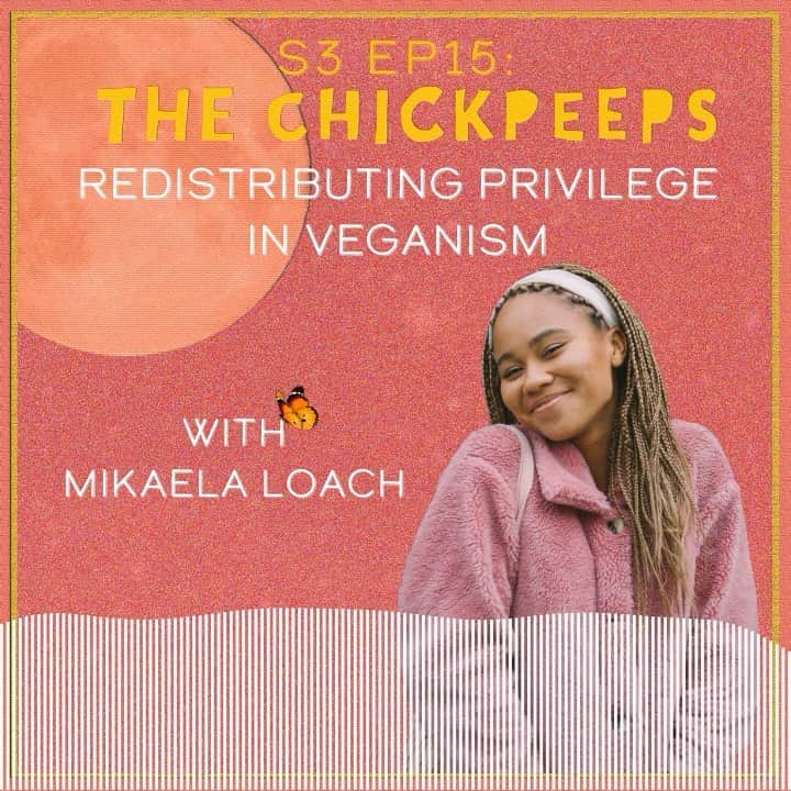 イヴァナ・リンチのインスタグラム：「Your friendly reminder to listen to the latest episode of @chickpeepspod with @mikaelaloach !! Link in bio for the full episode! New episode out tomorrow 🎧  I lovvved this discussion with @mikaelaloach and @oh_momoko ✨ Mikaela is a vegan, med student, climate justice and anti-racism activist who speaks in this episode about the importance of leaving ego out of activism and about focusing on the needs of the community in order to strengthen the vegan movement. We also had an interesting chat about reaching people who’s perspectives are so different from ours, which is a question that keeps me up at night but less so since this episode 🤔 She is a super-smart, thoughtful and dedicated activist and has many eye opening insights on being an effective activist. Also check out her podcast @theyikespodcast !!  I’ve definitely been that vegan who focused entirely on animal rights issues, often telling people to go vegan without offering much support or without a deep understanding of the human rights issues that make veganism inaccessible to many people. I’ve really come to understand from this season of @chickpeepspod how working towards a world free from animal abuse takes compassion for human and non human animals. As Mikaela said ‘Being aware of how other beings are oppressed in some way will only ever strengthen our movement.’ Continually grateful for this pod and the amazing souls who share their wisdom and work and vegan lives so generously 💚💛🌱learning so much from season 3 🙏🏻  #ChickPeepsPod #MikaelaLoach #Veganpodcast #collectiveliberation #vegansofig」