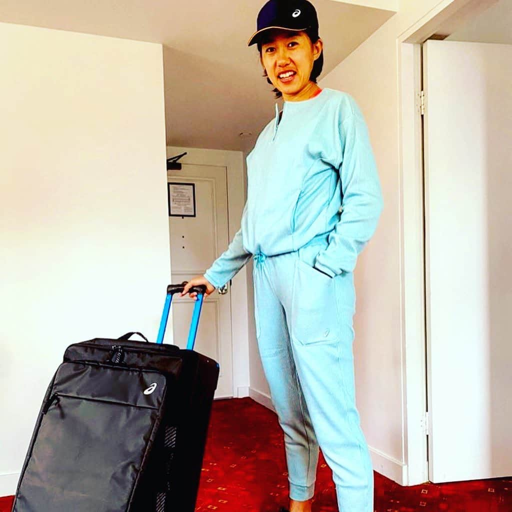 ジャン・シューアイのインスタグラム：「All set for Melbourne in my new @ASICSTennis apparel and footwear. What do you guys think? Comfortable and moving fastest and much more... #ASICSTennis」