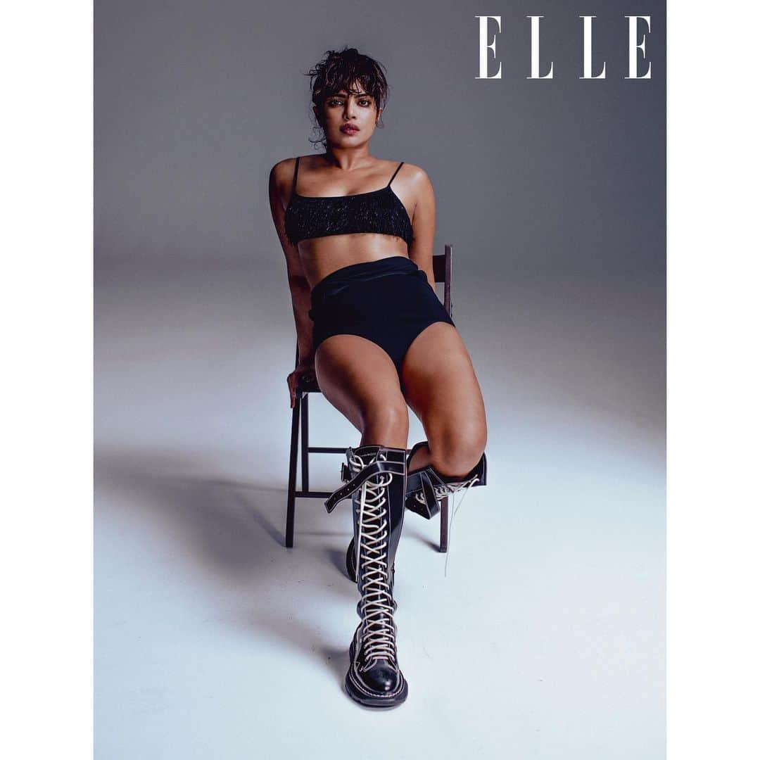 プリヤンカー・チョープラーさんのインスタグラム写真 - (プリヤンカー・チョープラーInstagram)「Elle UK, March 2021  E-I-C: @farrahstorr Creative Director: @misterthomasjames Entertainment Director: @tommacklin Photographer: @liaclay Stylist: @aureliadonaldson Makeup: @ninninummela Hair: @alipirzadeh Nails: @nailsbymh  Seamstress: @chapman_burrell」2月3日 7時48分 - priyankachopra