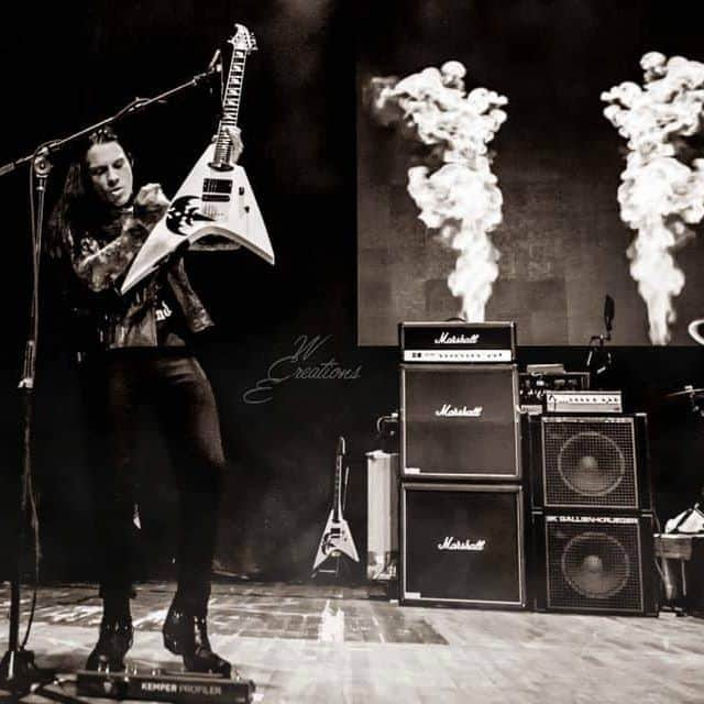 Queensrycheさんのインスタグラム写真 - (QueensrycheInstagram)「Parker at the Arcada Theatre in St. Charles, Illinois (photo credit Words Can't Explain Creations) #queensryche #stcharlesillinois #parkerlundgren #takehold #guitarist #guitarplayer #bamf #caparisonguitars #backupvocalist #songwriter」2月3日 8時00分 - queensrycheofficial