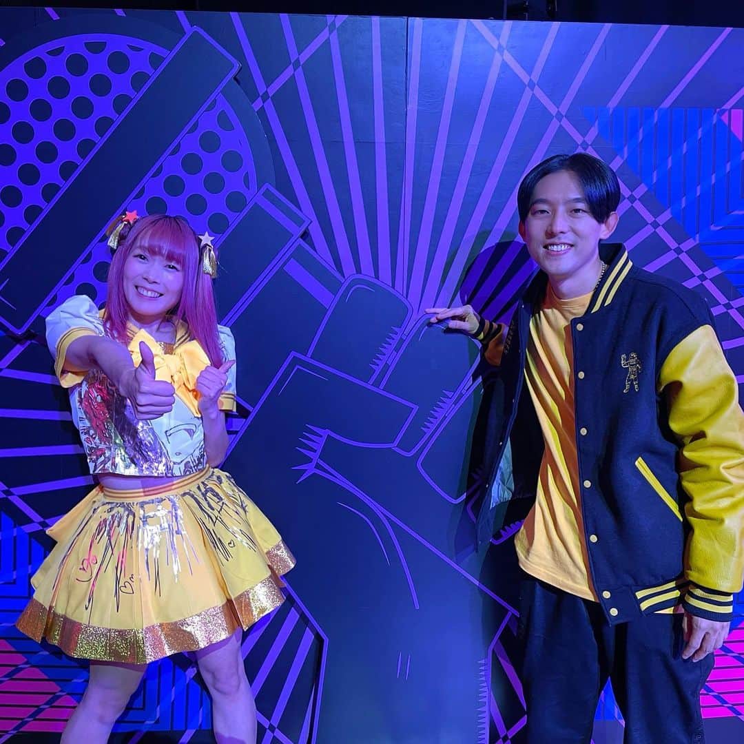 KEN THE 390のインスタグラム：「フリースタイルティーチャー 女性アイドル編　優勝しました🏆🏆  生徒が優秀過ぎて、ティーチャーというより、セコンド的な気分でした！ えいたそおめでとう！  #kenthe390 #フリースタイルティーチャー」