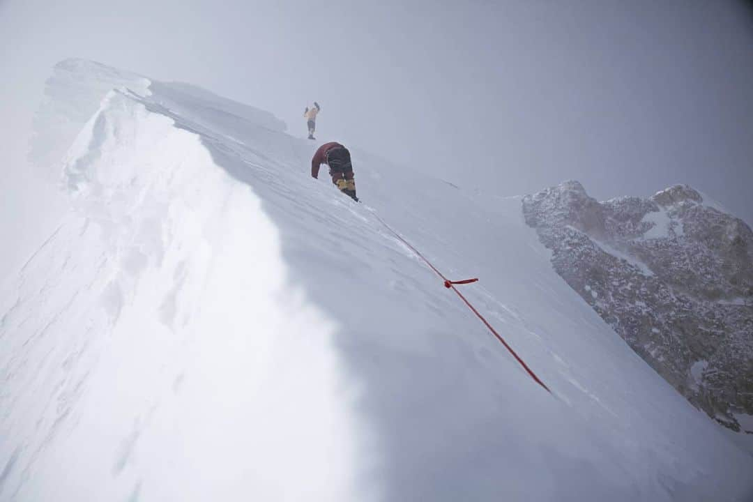 Cory Richardsさんのインスタグラム写真 - (Cory RichardsInstagram)「Happy Anniversary @iamsimonemoro @urubkodenis !!! Ten years ago today, I was fortunate enough to do the first winter ascent of Gasherbrum II with two of my heroes. I can't express the gratitude I felt then and every day since for the opportunity,  the mentorship, the patience,  and the brotherhood. This trip changed so much in my life...I see the trajectory as a gift and blessing for which I still feel shocked and unworthy. So many better, more experienced climbers could've been there. So much could've happened differently. But it didn't and here we are. In the decade since, all the remaining Pakistani 8000m peaks have seen monumental winter ascents, culminating this year with K2. I feel so honored to be a small part of this Himalayan story and so grateful for what it has taught me. Thank you Simone and Den...for life.」2月3日 8時46分 - coryrichards