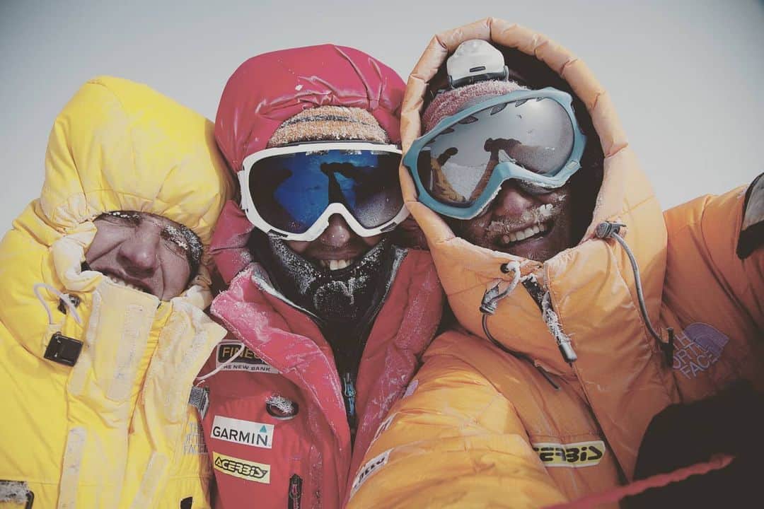 Cory Richardsさんのインスタグラム写真 - (Cory RichardsInstagram)「Happy Anniversary @iamsimonemoro @urubkodenis !!! Ten years ago today, I was fortunate enough to do the first winter ascent of Gasherbrum II with two of my heroes. I can't express the gratitude I felt then and every day since for the opportunity,  the mentorship, the patience,  and the brotherhood. This trip changed so much in my life...I see the trajectory as a gift and blessing for which I still feel shocked and unworthy. So many better, more experienced climbers could've been there. So much could've happened differently. But it didn't and here we are. In the decade since, all the remaining Pakistani 8000m peaks have seen monumental winter ascents, culminating this year with K2. I feel so honored to be a small part of this Himalayan story and so grateful for what it has taught me. Thank you Simone and Den...for life.」2月3日 8時46分 - coryrichards