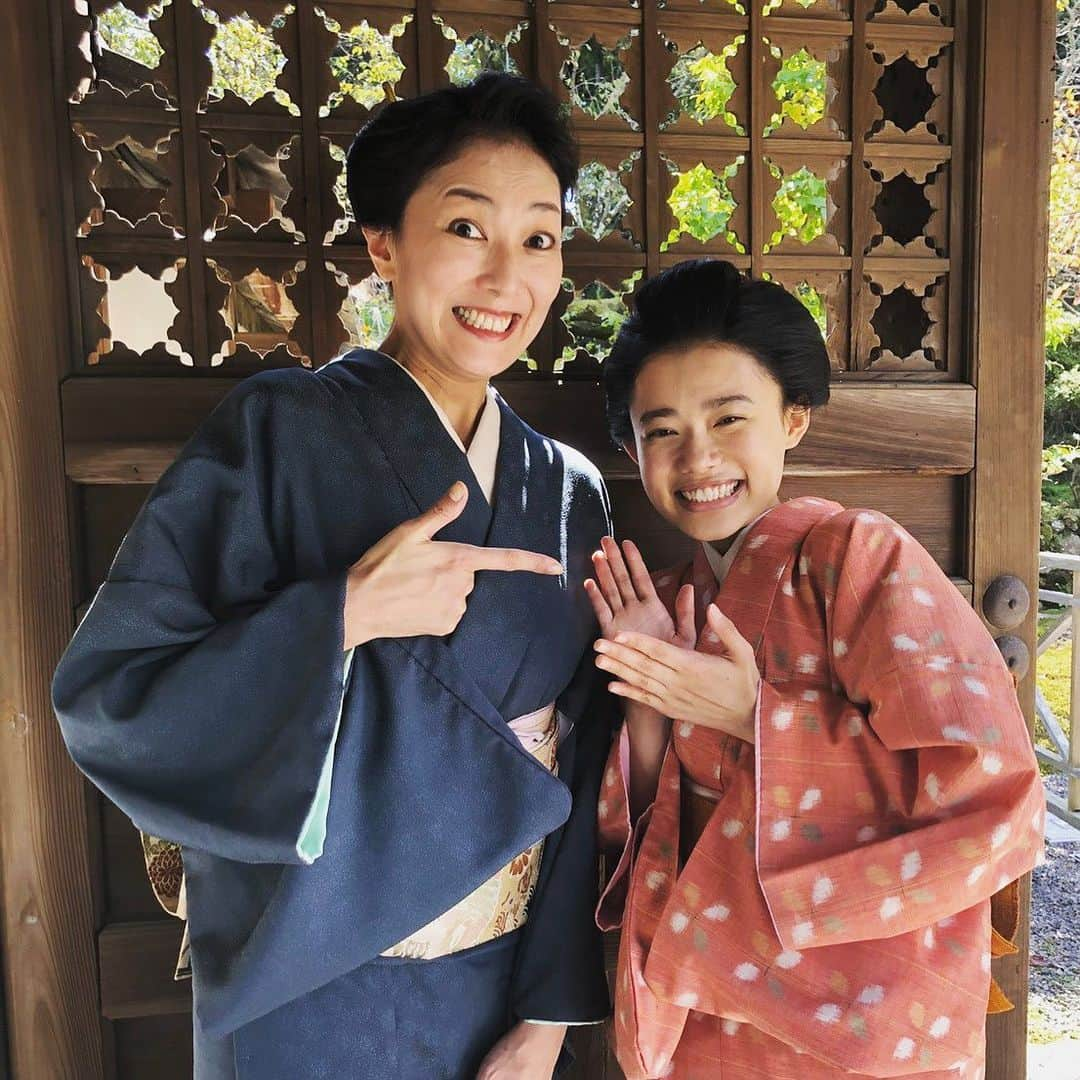 杉咲花のインスタグラム：「大好きな板谷さん。💞」