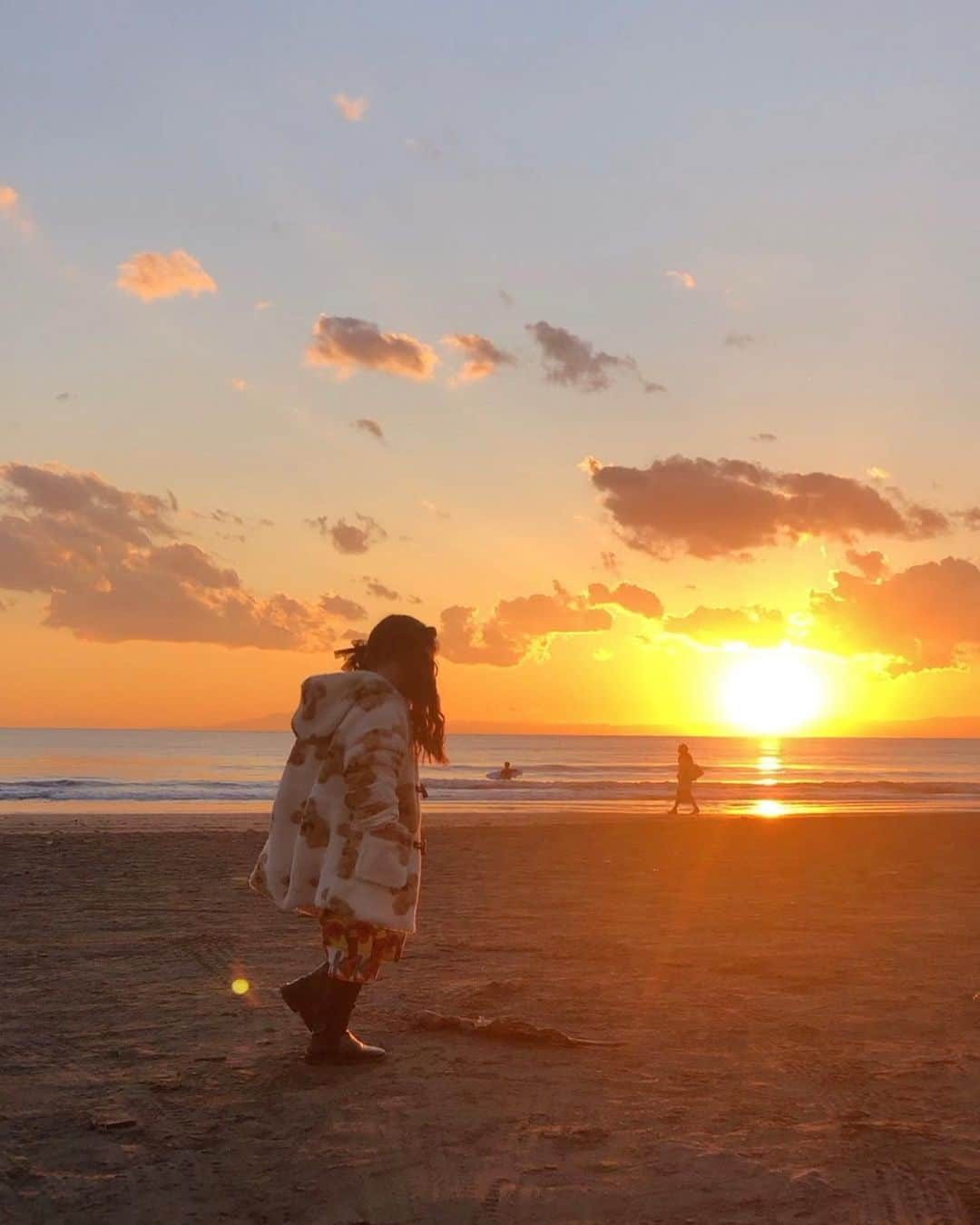 paulaさんのインスタグラム写真 - (paulaInstagram)「. No filter🧡  My New life. Coming soon...🧘‍♀️🧡🌕  #nofilter  #sunset #newlife #comingsoon #mybeautifullife」2月28日 15時07分 - paula0406