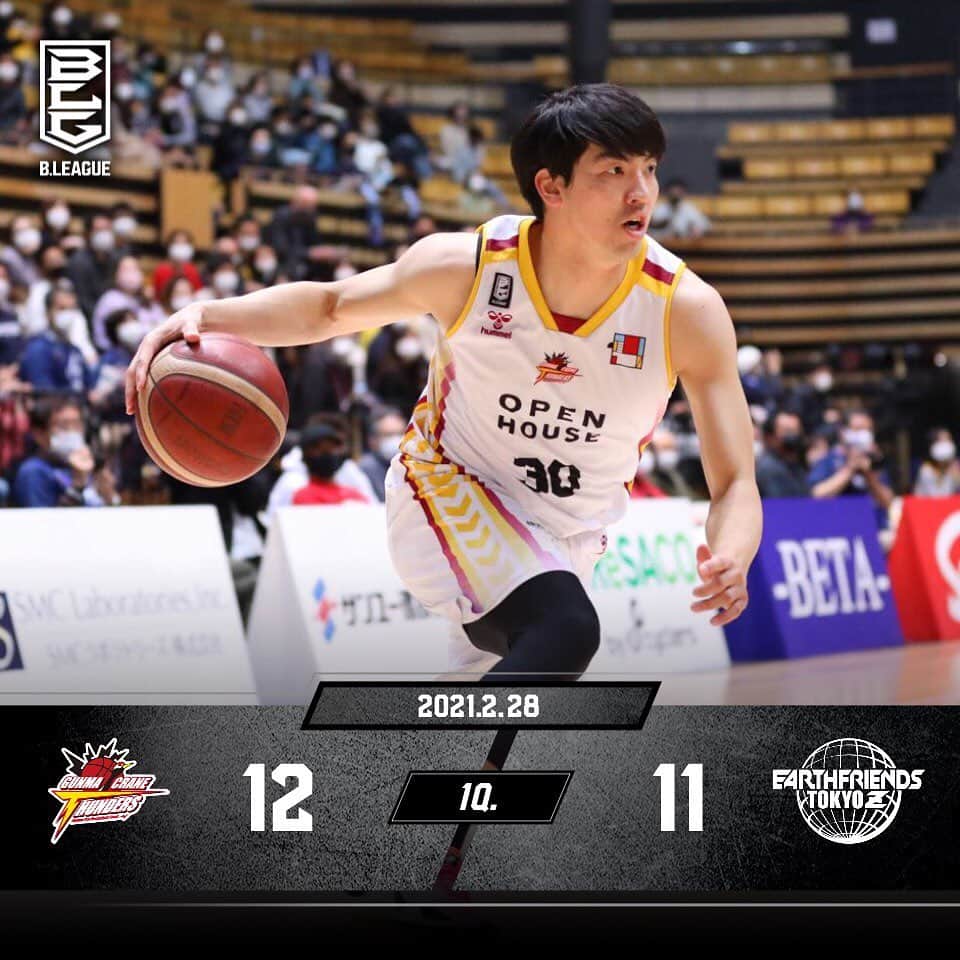 のインスタグラム：「【試合速報】1Q.終了 12点 #群馬クレインサンダーズ  11点 #アースフレンズ東京Z  ロースコアのスタートとなりました、 皆さま応援お願いします📣  続きは #バスケットLIVE でご覧ください ▼▼▼ basketball.mb.softbank.jp/lives/6791?utm…」