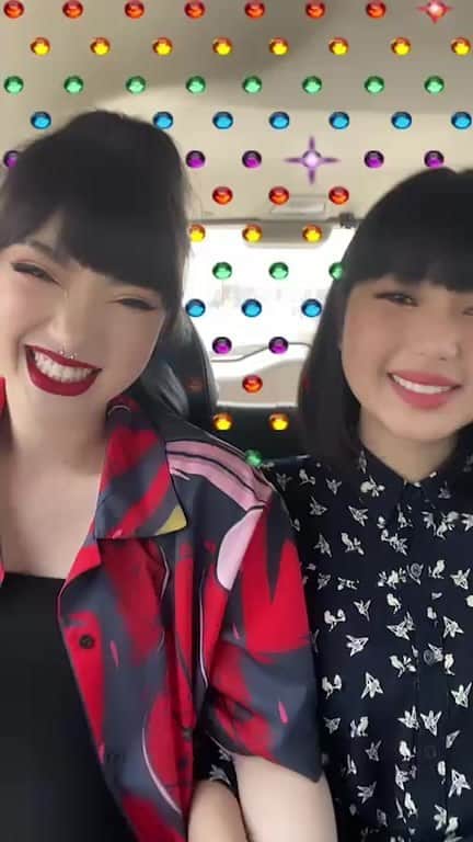 ヤンニーン・ワイゲルのインスタグラム：「ความฮาบังเกิด เมื่ออยู่กับเพื่อนสนิท55555555😂💗」