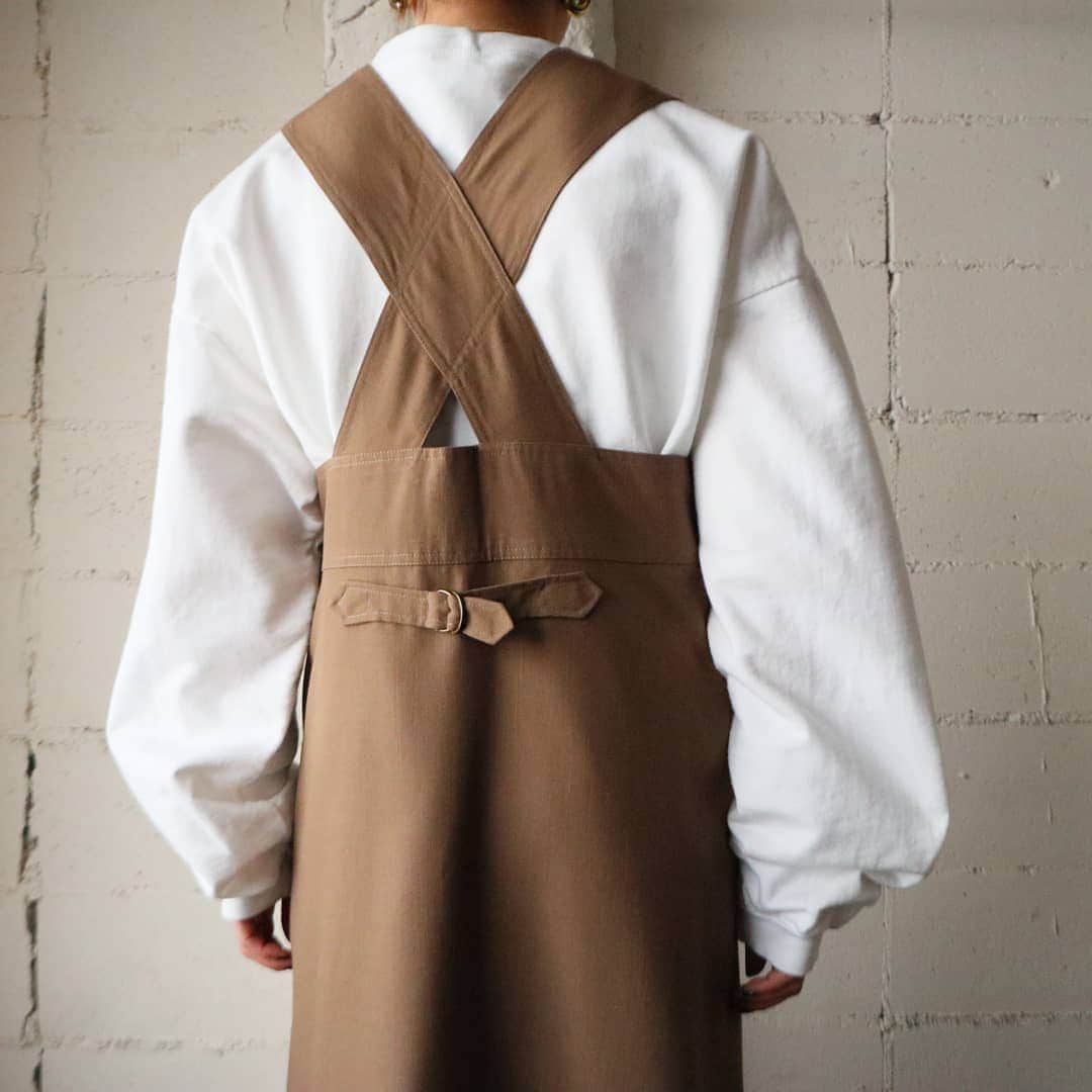 吉祥寺 古着屋 Orfeoさんのインスタグラム写真 - (吉祥寺 古着屋 OrfeoInstagram)「. Suspender Skirt   #orfeo #kichijoji #tokyo #vintage #used #fashion #coordinate #outfit . . .  お問い合わせはインスタグラムのプロフィール掲載のメールアドレスにお願いいたします。コメント、DMでのお問い合わせは受け付けておりませんのでご了承ください。 ONLINE SHOPの商品も店頭にてご購入頂けます。気になる商品がございましたらスタッフにお声掛けください。 . 新型コロナウィルス感染症予防対策を徹底して営業しております。 ご来店の際はマスク着用、手指消毒にご協力ください。」2月28日 15時44分 - orfeokichijoji