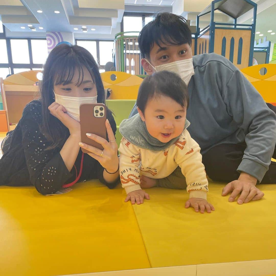 のインスタグラム：「.   早くあったかくならないかなー🌸 　  #baby #babyboy #9month #男の子ベビー #男の子ママ #令和ベビー #ママライフ #生後9ヶ月 #ママリ #ベビフル #成長記録 #コドモノ」