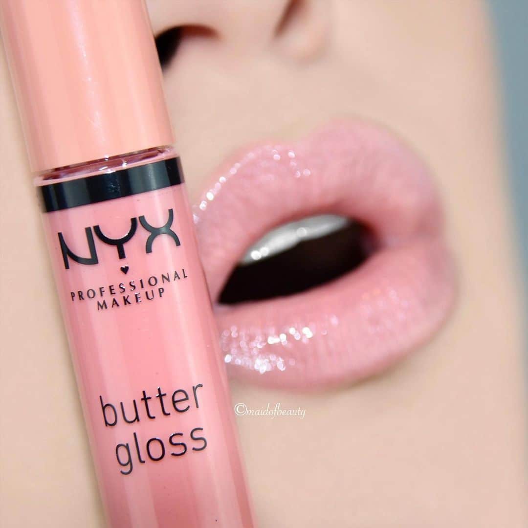 NYX Cosmeticsさんのインスタグラム写真 - (NYX CosmeticsInstagram)「Pucker up to our OG Butter Gloss 💋 @maidofbeauty swatches 'Creme Brulee' for this sweet lippie 💗 • #nyxcosmetics #nyxprofessionalmakeup #crueltyfreebeauty」2月28日 8時29分 - nyxcosmetics