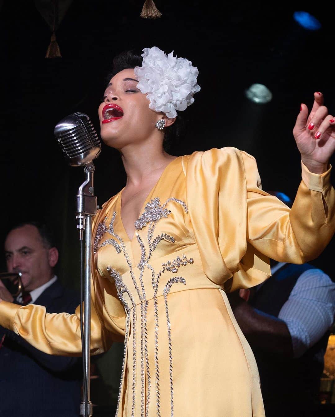 Harper's BAZAARさんのインスタグラム写真 - (Harper's BAZAARInstagram)「@Hulu’s ‘The United States v. Billie Holiday,’ streaming now on the platform, follows the titular music legend in her later years amid her long-standing battle with the U.S. government regarding her seminal song, “Strange Fruit.” Directed by @LeeDaniels and starring @AndraDayMusic in her debut film role, Lady Day’s on-screen journey includes being pursued by the FBI in light of her involvement with the civil rights movement, her struggle with drug use, and her complicated romantic relationships. But how much of the film is true? Find out at the link in our bio.」2月28日 8時40分 - harpersbazaarus