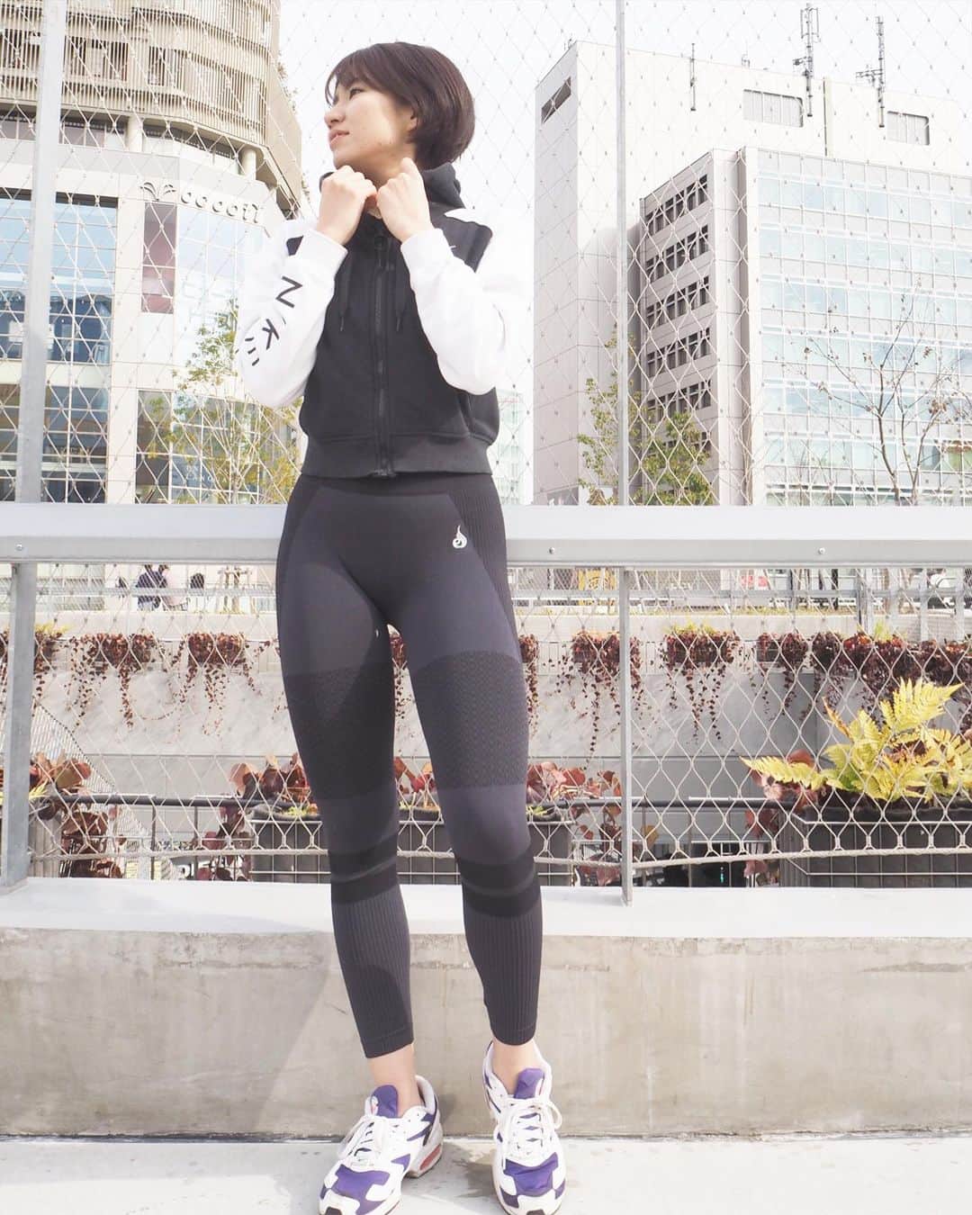 ほなみのインスタグラム：「. 身体って素直で愛おしいなあ〜〜 やったらやった分だけ返ってくる🌿 . 生活の癖もしっかり身体が覚えちゃう。 素直すぎっちゃない？笑 良くも悪くも自分次第で自由自在. . 今日も一つ理想に近づく日にしようね☺︎」
