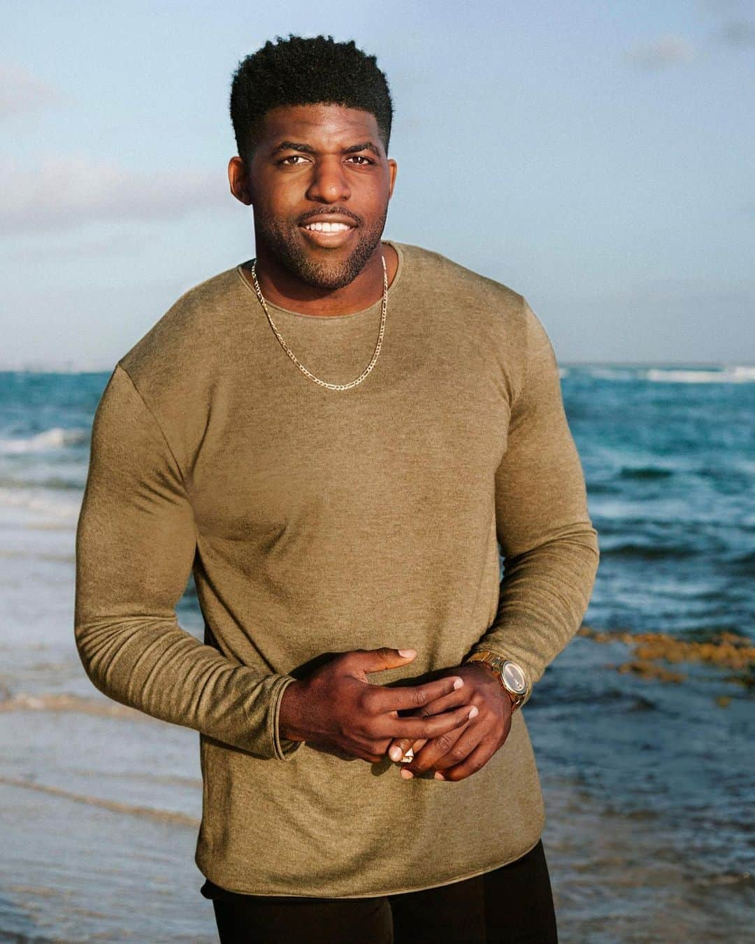 People Magazineさんのインスタグラム写真 - (People MagazineInstagram)「Emmanuel Acho has been tapped to host The Bachelor: After the Final Rose special. Two weeks after longtime Bachelor franchise host Chris Harrison announced that he would be "stepping aside for a period of time," ABC announced that Acho will be stepping in to discuss the outcome of #TheBachelor season 25 starring Matt James. Tap the link in bio to learn more about the host. 🌹|📷: Alexis Mitchell」2月28日 8時43分 - people