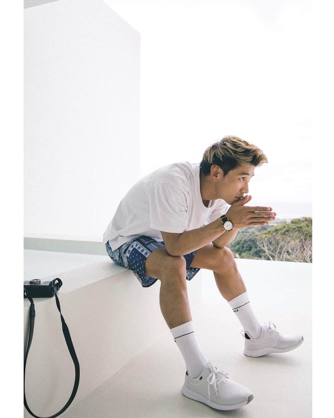 山中海輝のインスタグラム：「@roial_intl 2021 Boardshorts. and my favorite kicks @globebrand .  📍 @emilnakijin」