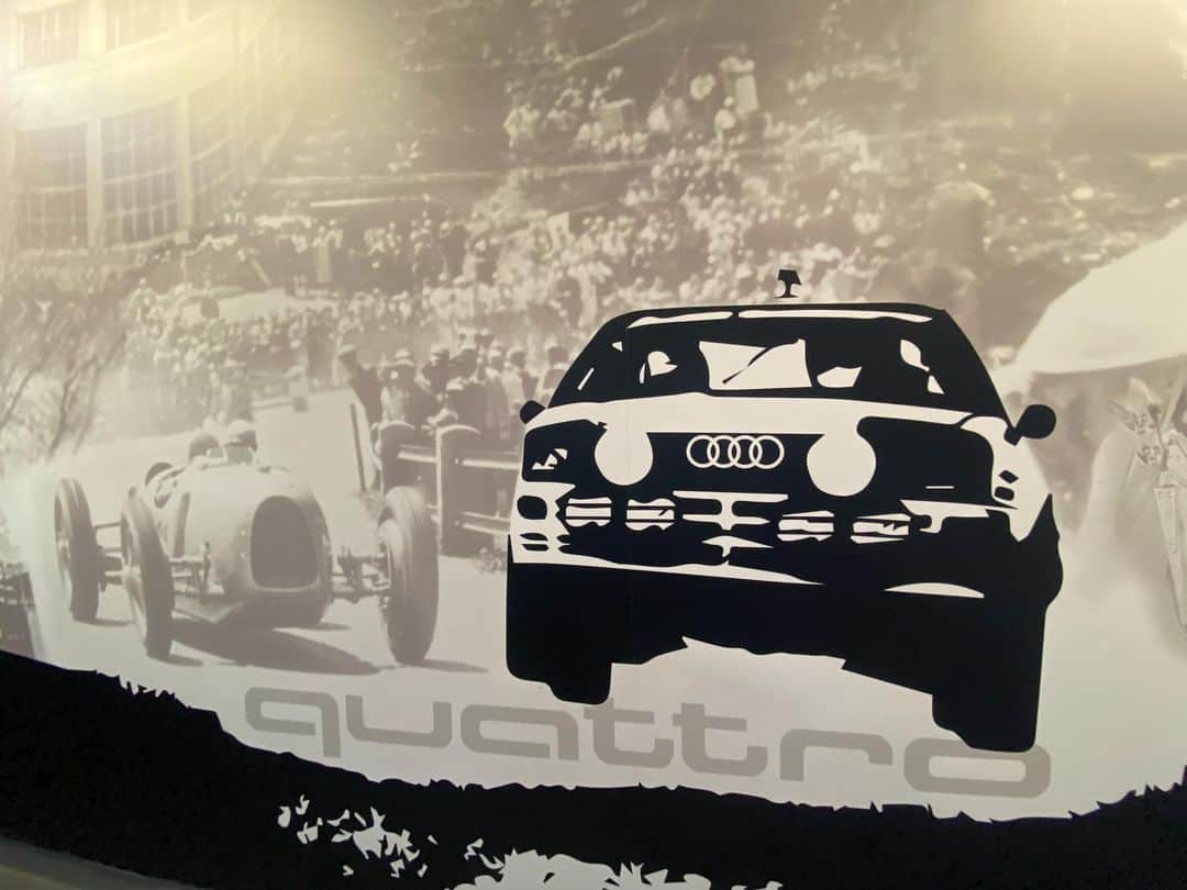 タナー・フォウストのインスタグラム：「Some @vw headquarters artwork ❤️❤️ my second car was a 4000s Quattro... 👍」