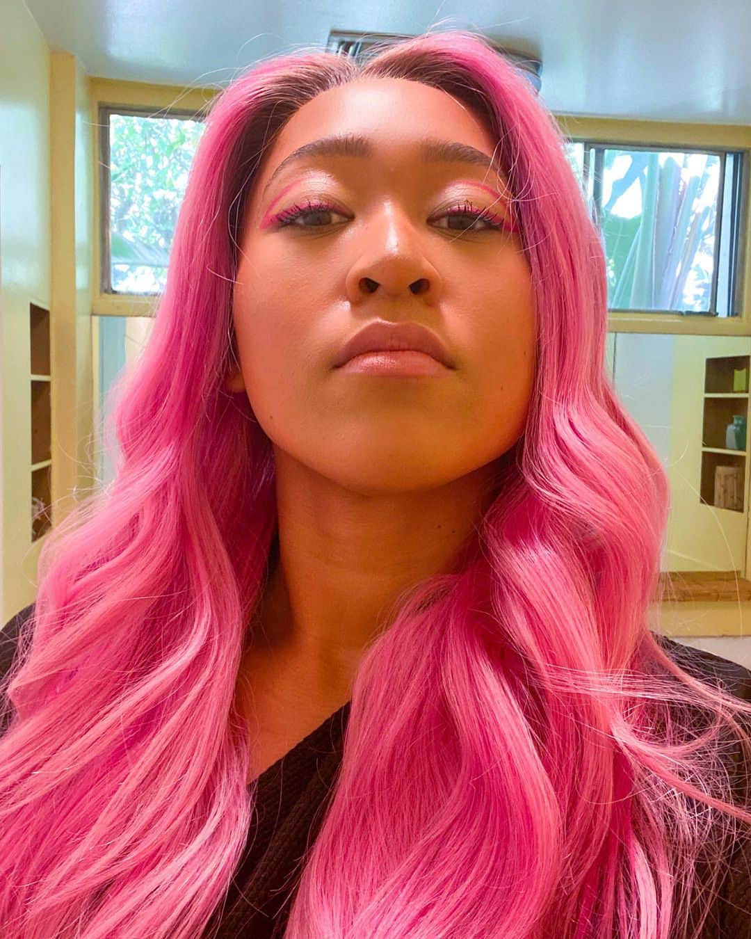 Teen Vogueさんのインスタグラム写真 - (Teen VogueInstagram)「This is the week of pink-haired queens and @naomiosaka is the latest to wear the crown 👑💕 #linkinbio」2月28日 9時30分 - teenvogue