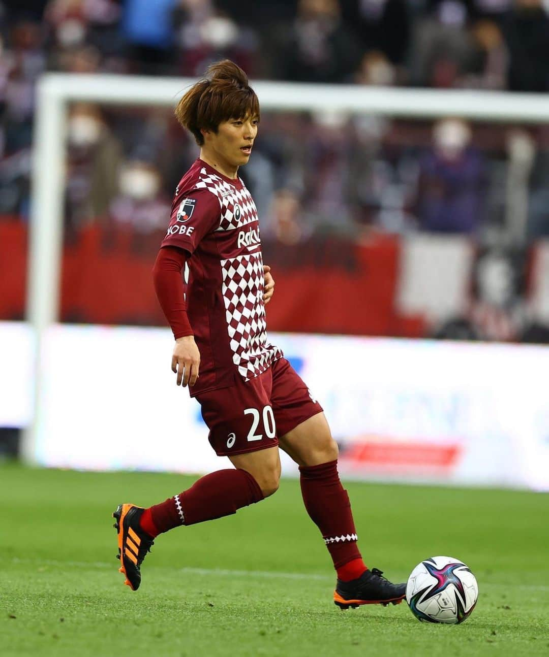 ヴィッセル神戸さんのインスタグラム写真 - (ヴィッセル神戸Instagram)「[MATCH PHOTOS] VISSEL KOBE vs. GAMBA OSAKA  #vissel #visselkobe #ヴィッセル #ヴィッセル神戸 #Kobe #神戸 #WeAreKobe #KobeForeverForward #一致団結 #JLeague #Jリーグ #DAZN」2月28日 9時47分 - visselkobe