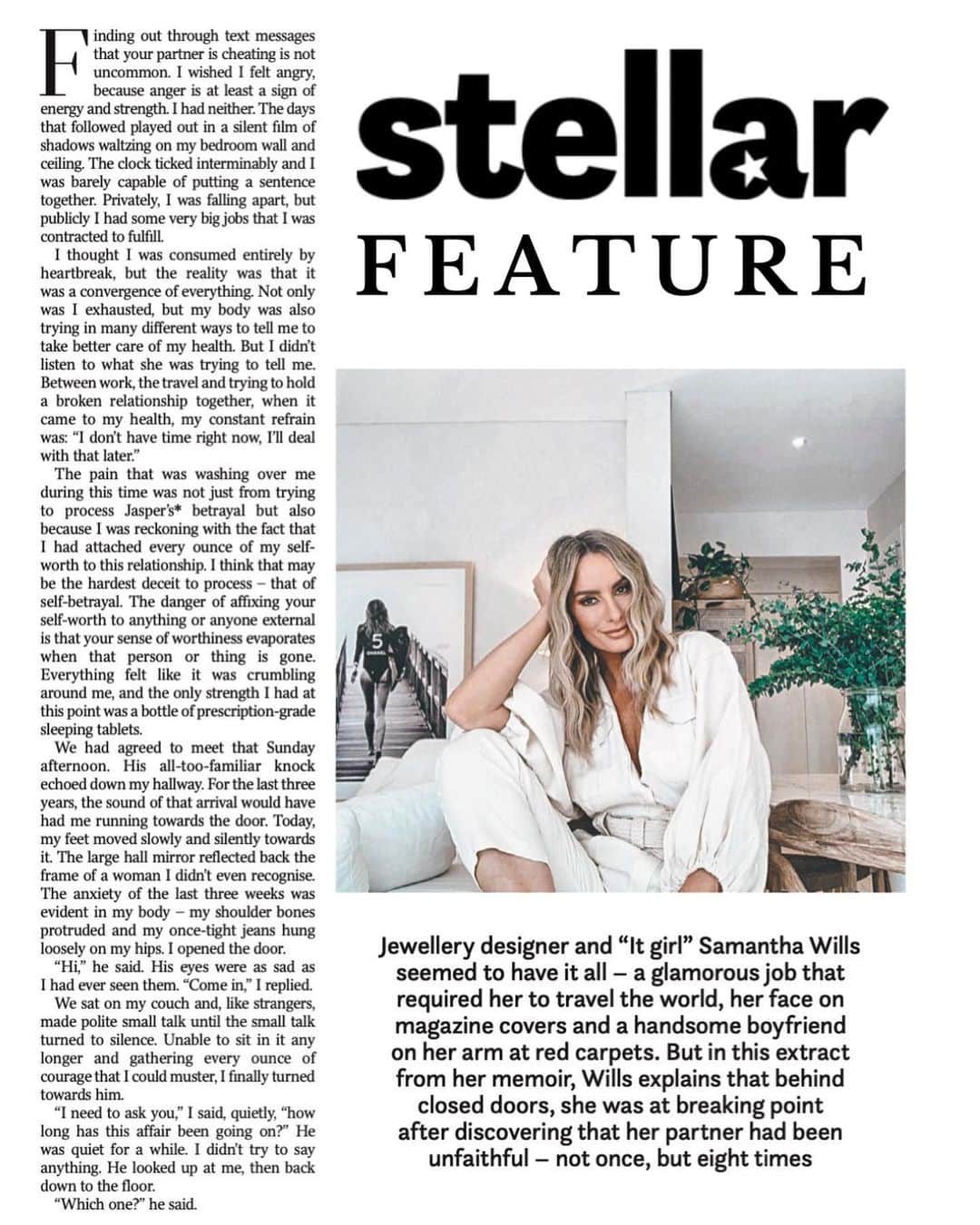 サマンサウィルスのインスタグラム：「You can zoom in 🧐 and read a little excerpt from my book #OfGoldAndDust .... or for full extract, grab a copy of today’s @stellarmag + @bodyandsoul_au inside The Sunday Telegraph (NSW), Sunday Herald Sun (Vic), The Sunday Mail (Qld), Sunday Mail (SA) & Sunday Tasmanian (Tasmania).  Of Gold & Dust is out on Tuesday(!) (😬).  You can order thru link in bio (+ check book tour dates and join the OGAD book club!) x」